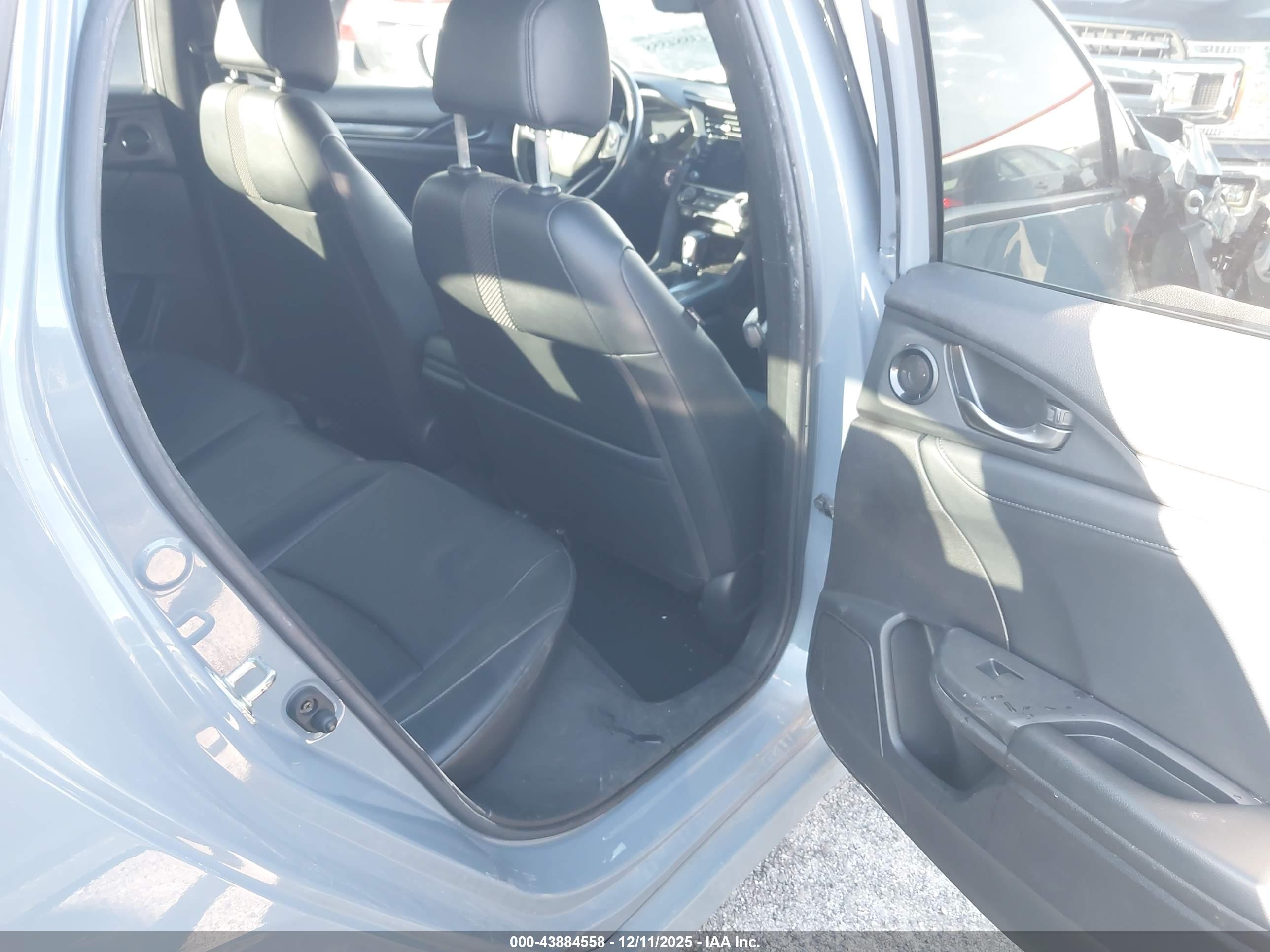 HONDA CIVIC image 8