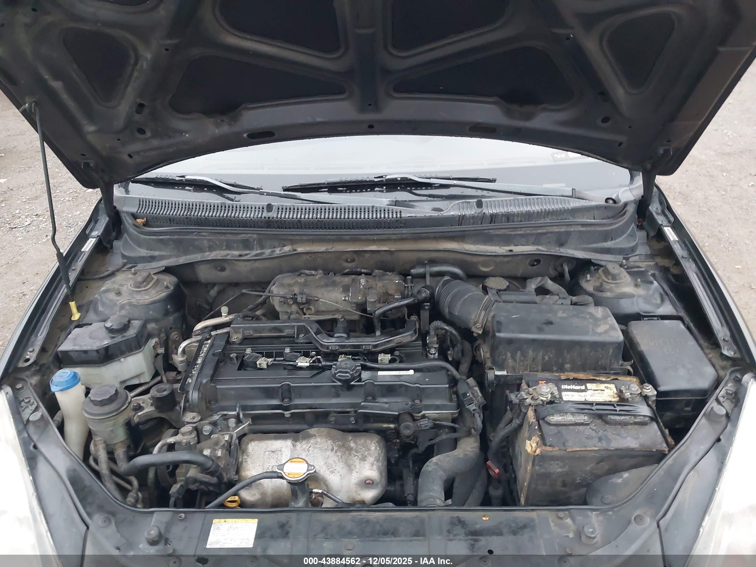 HYUNDAI ACCENT image 10