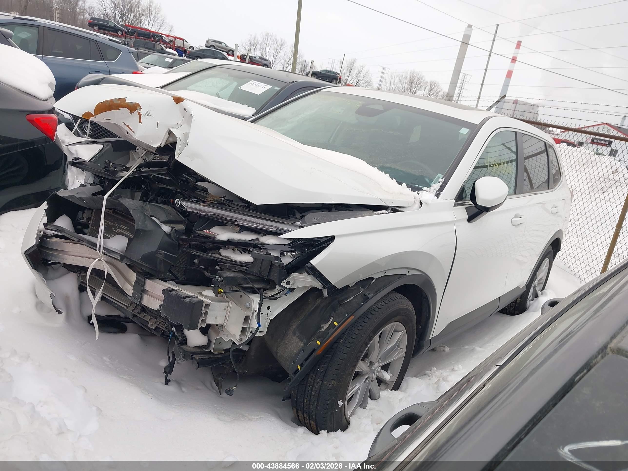 HONDA CR-V image 2