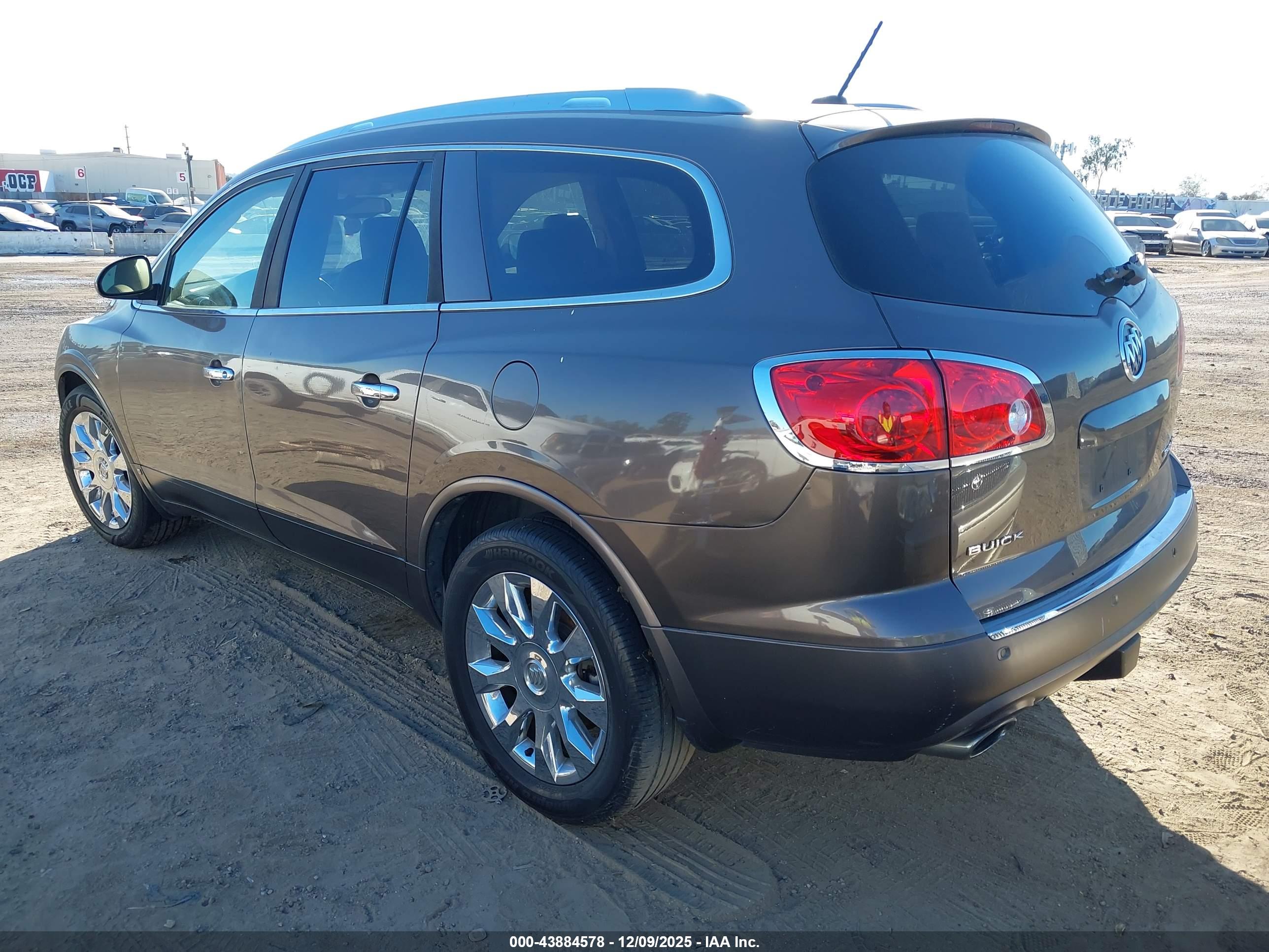 BUICK ENCLAVE image 3