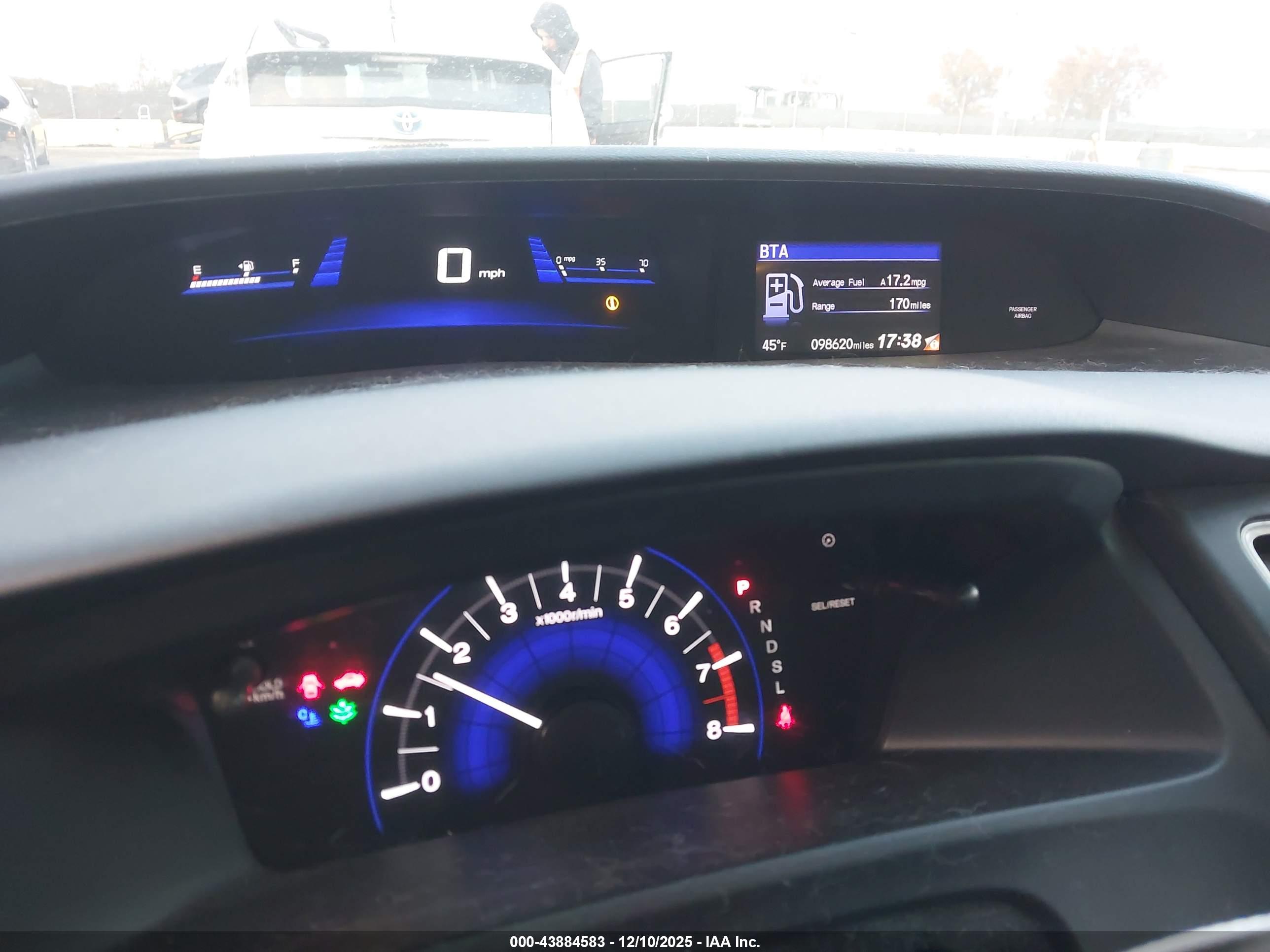 HONDA CIVIC image 7