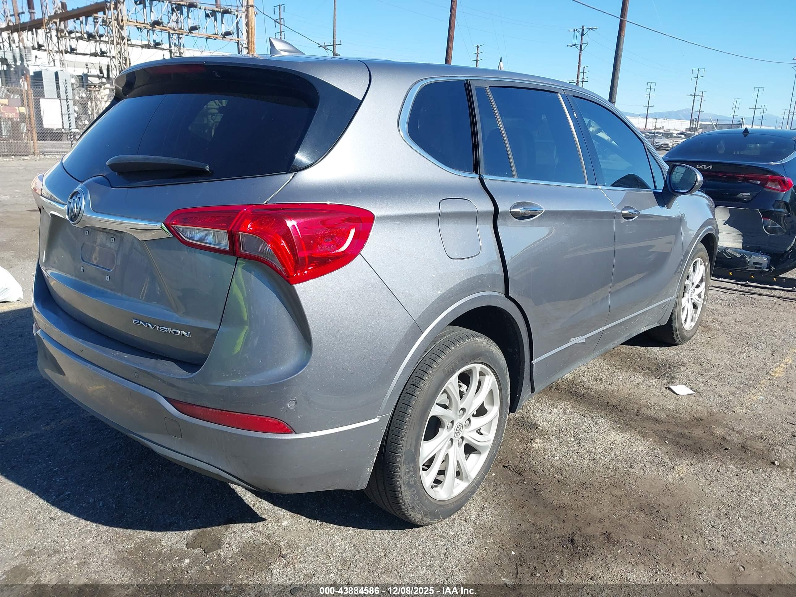 BUICK ENVISION image 4
