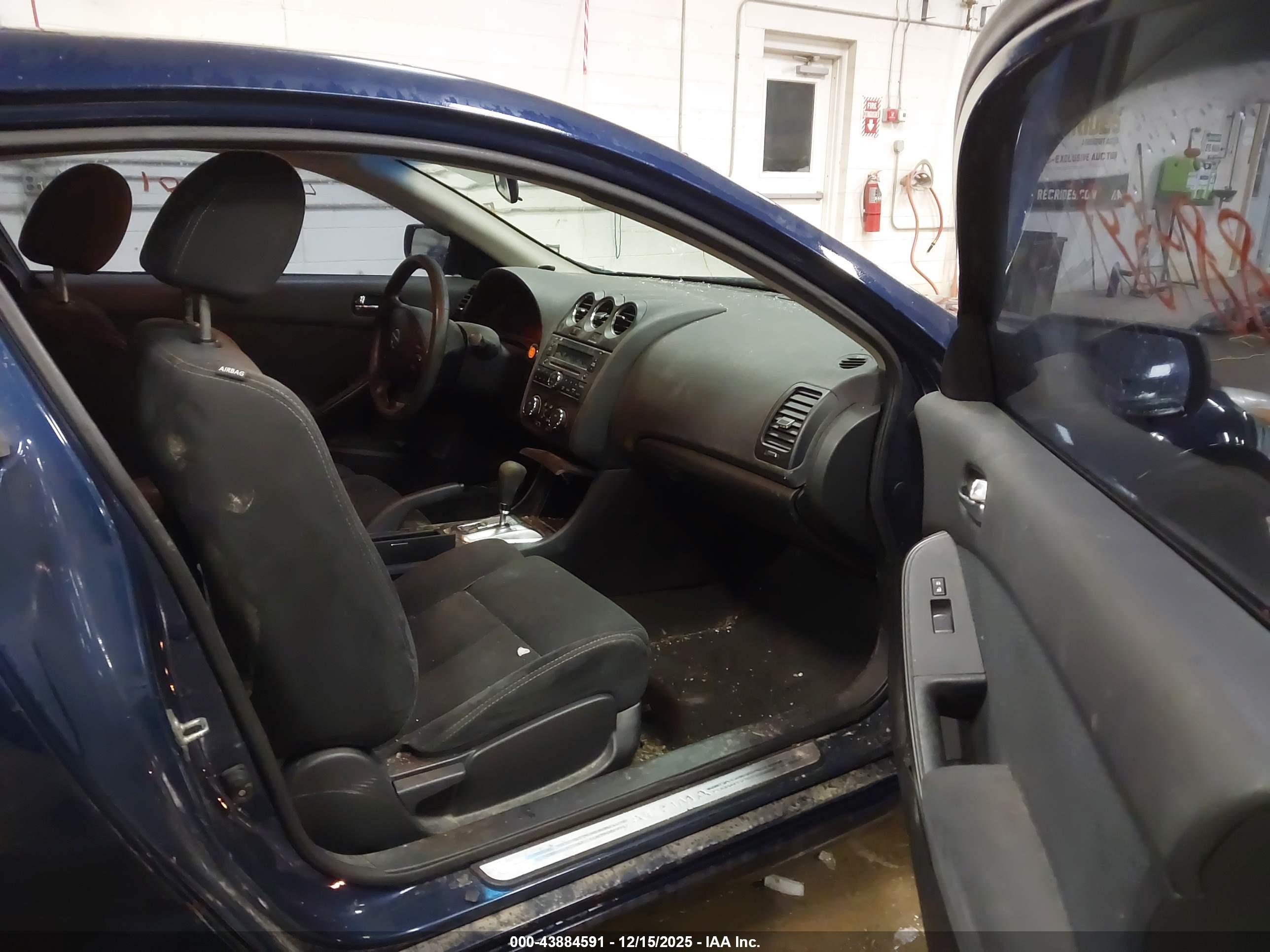 NISSAN ALTIMA image 5