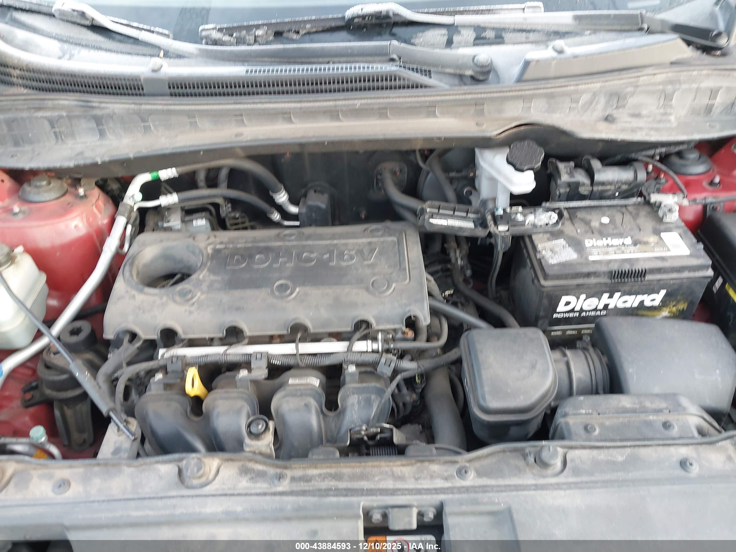HYUNDAI TUCSON image 10