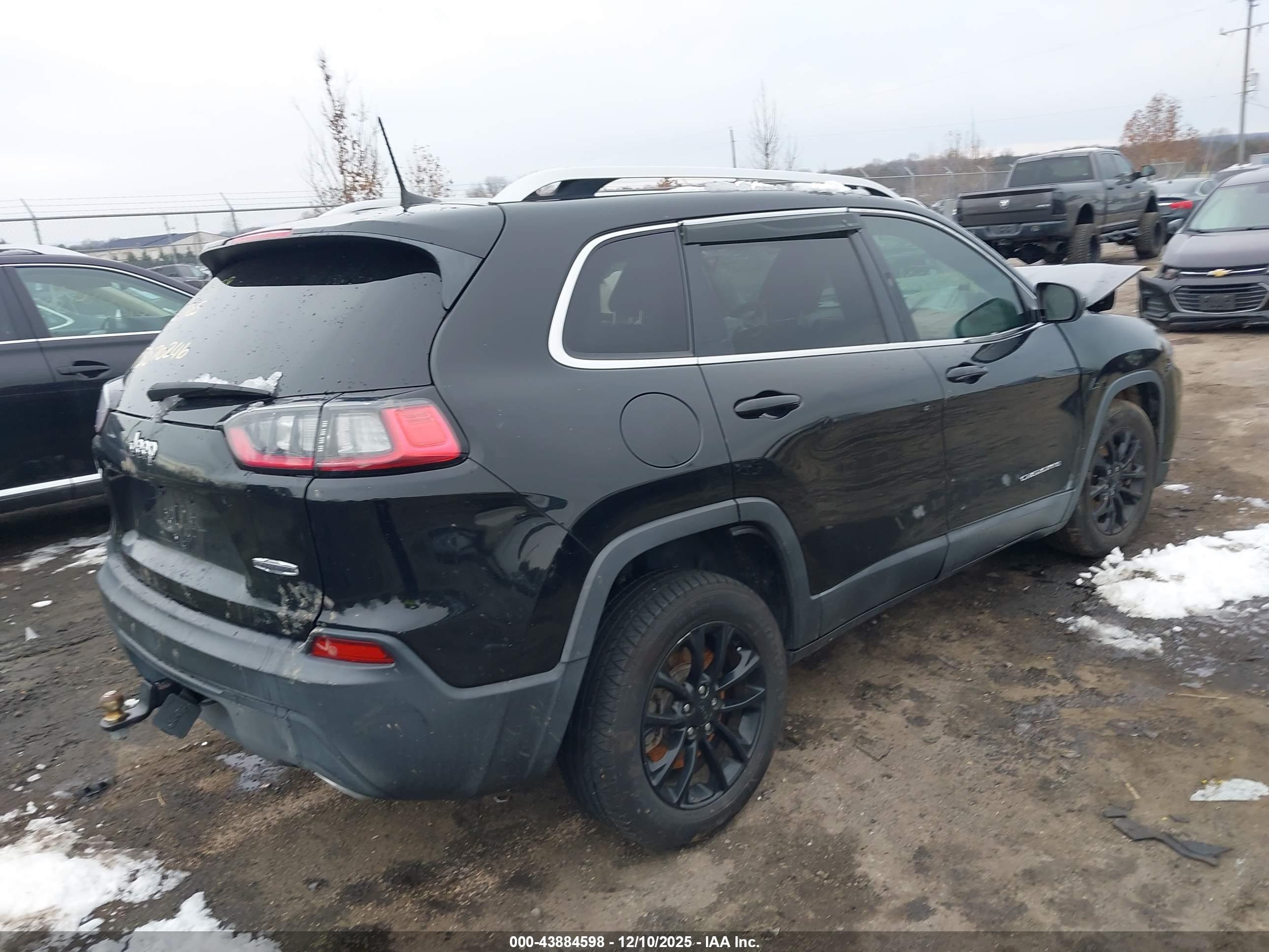 JEEP CHEROKEE image 4