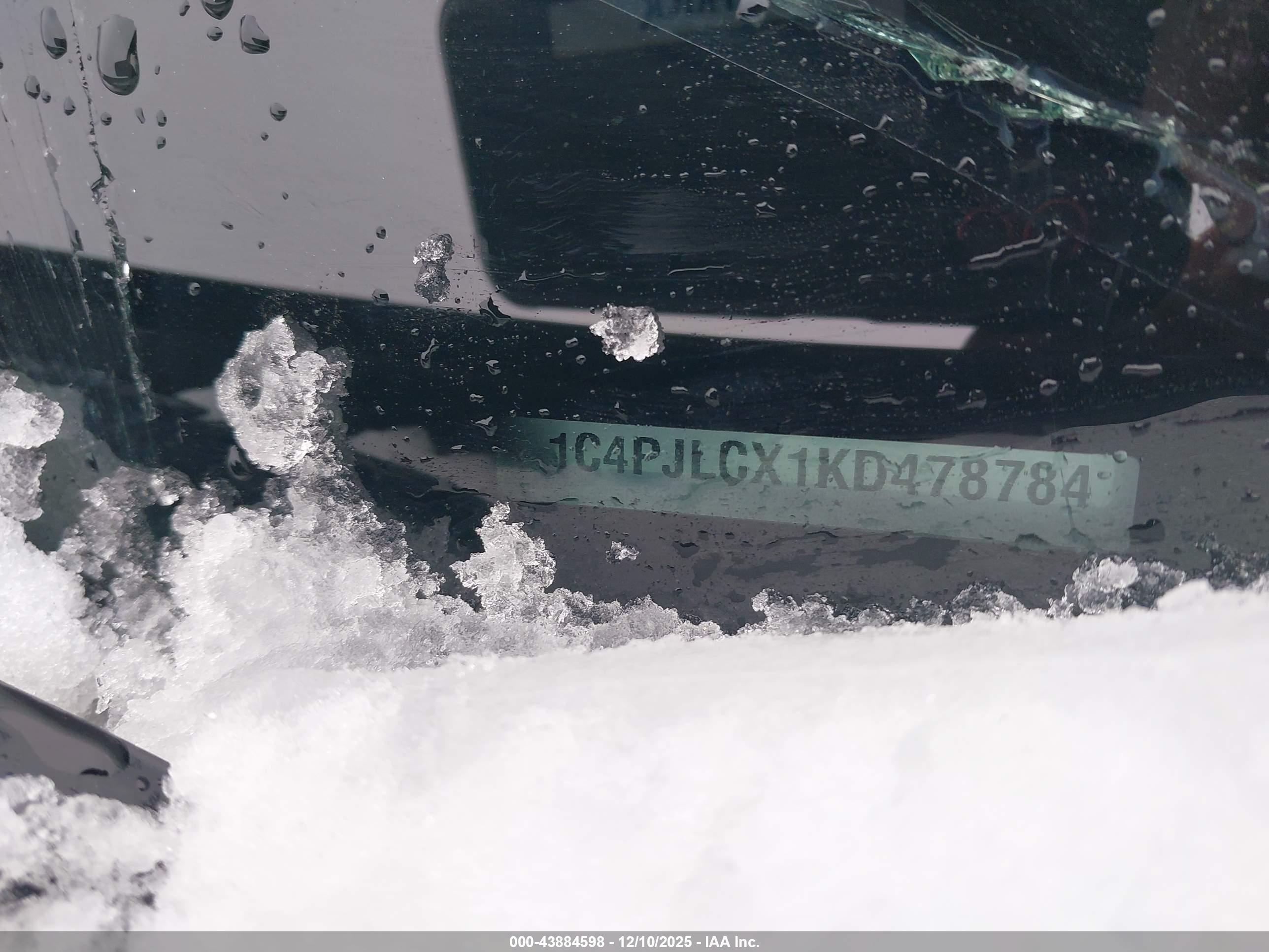 JEEP CHEROKEE image 9