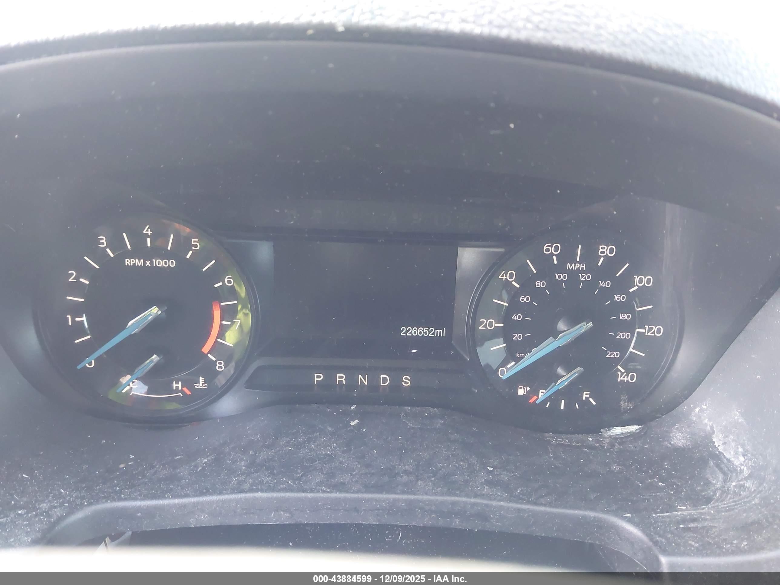 FORD EXPLORER image 7