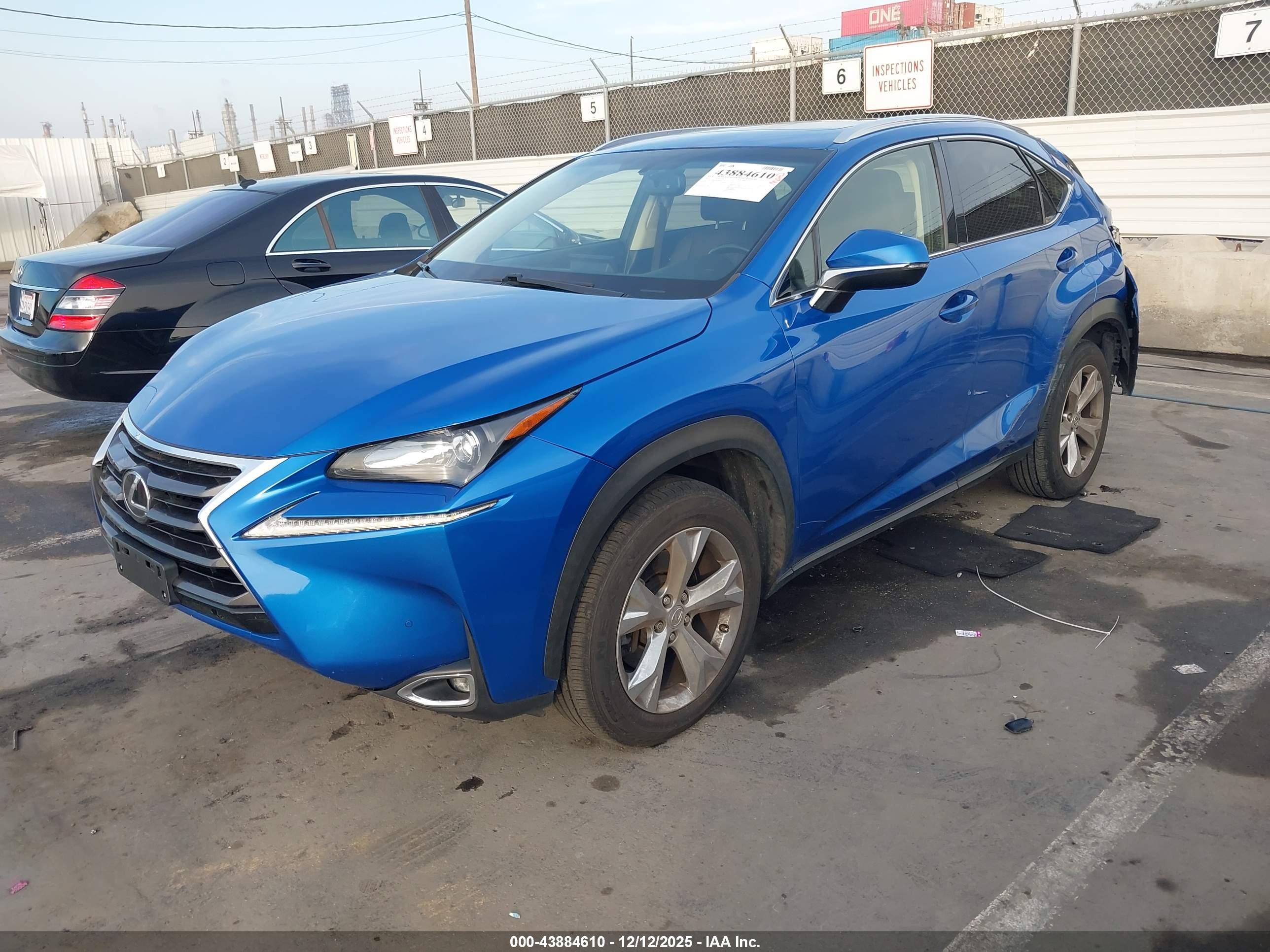 LEXUS NX image 2