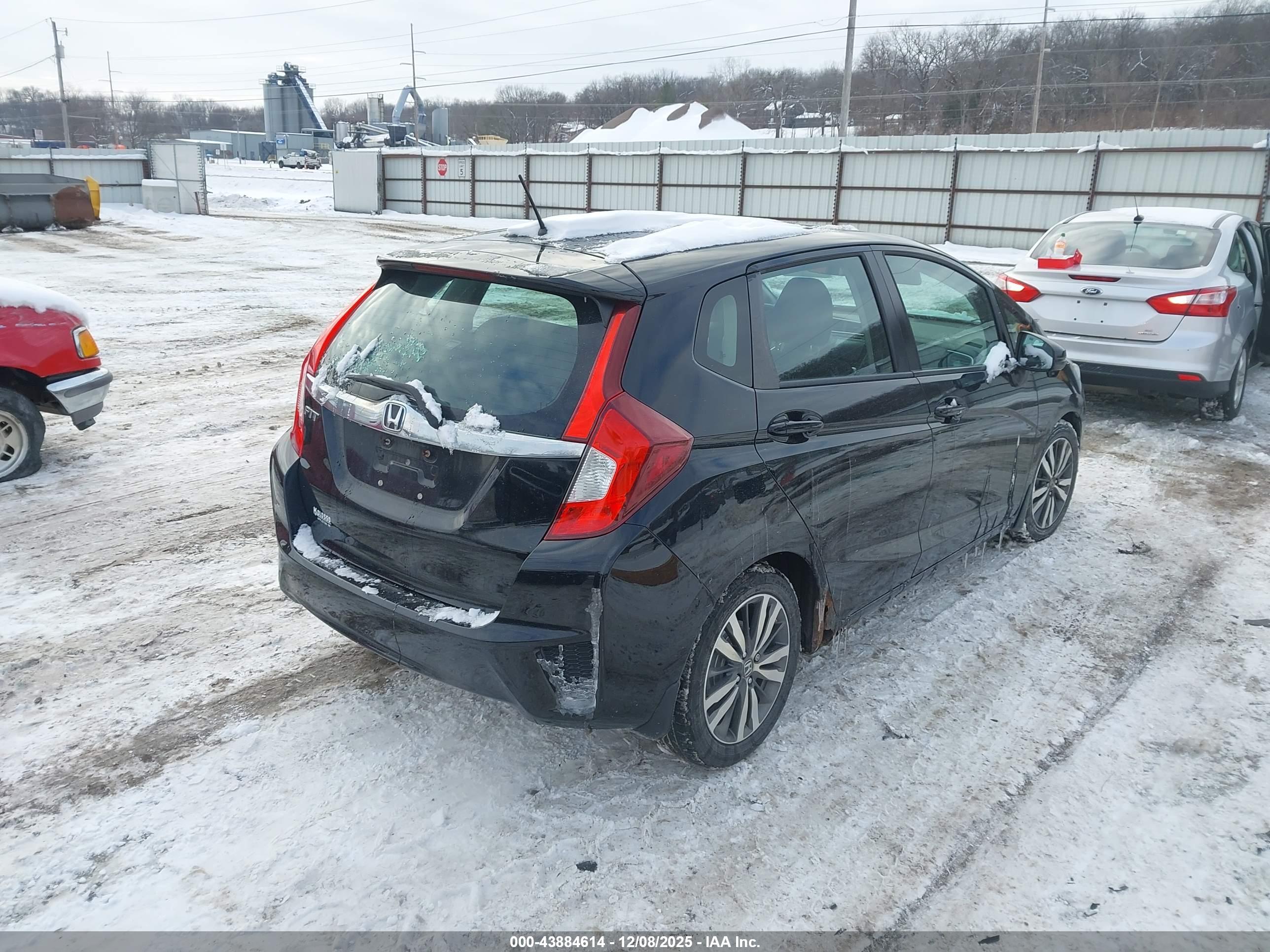 HONDA FIT image 4