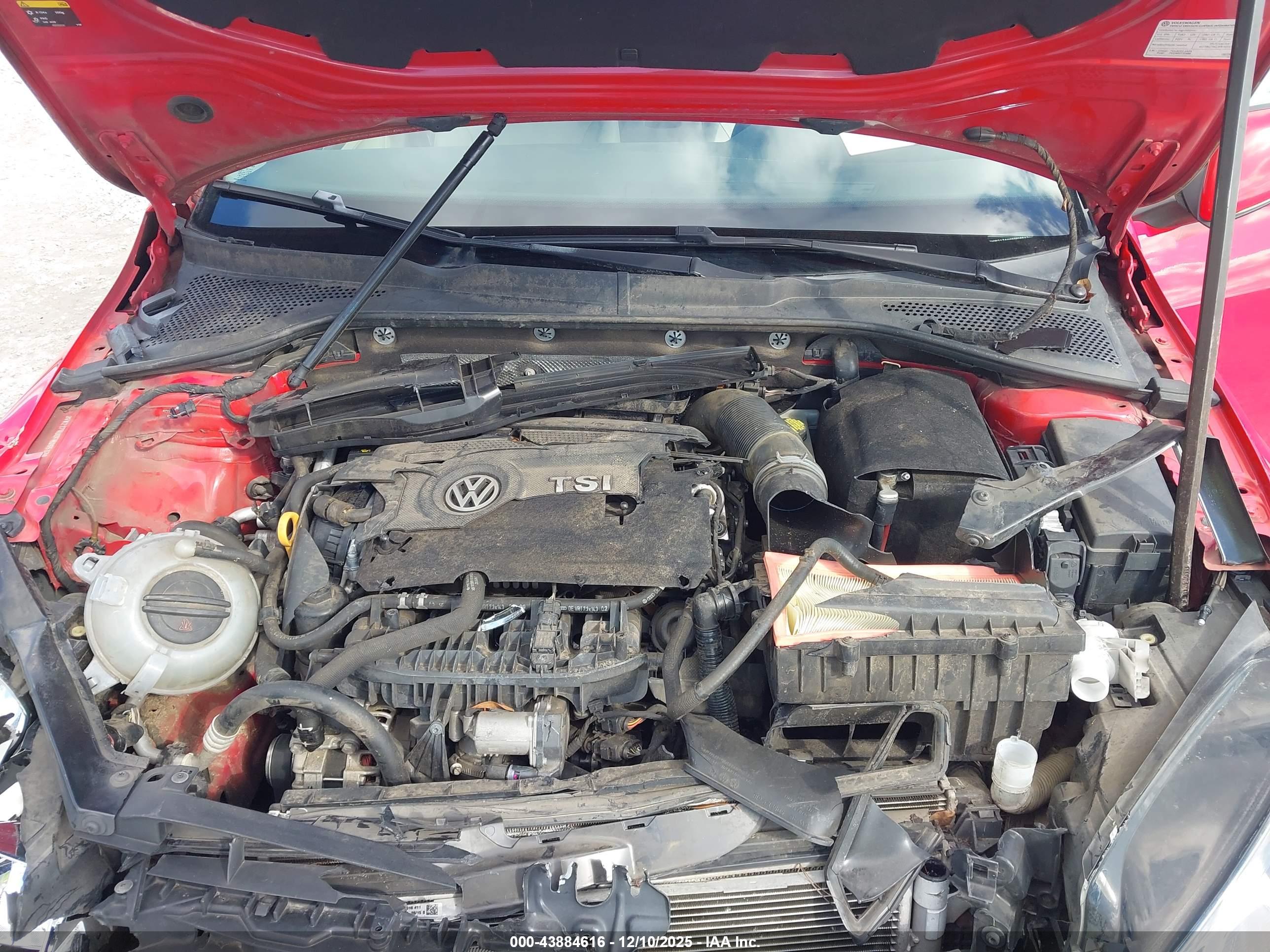 VOLKSWAGEN GOLF image 10
