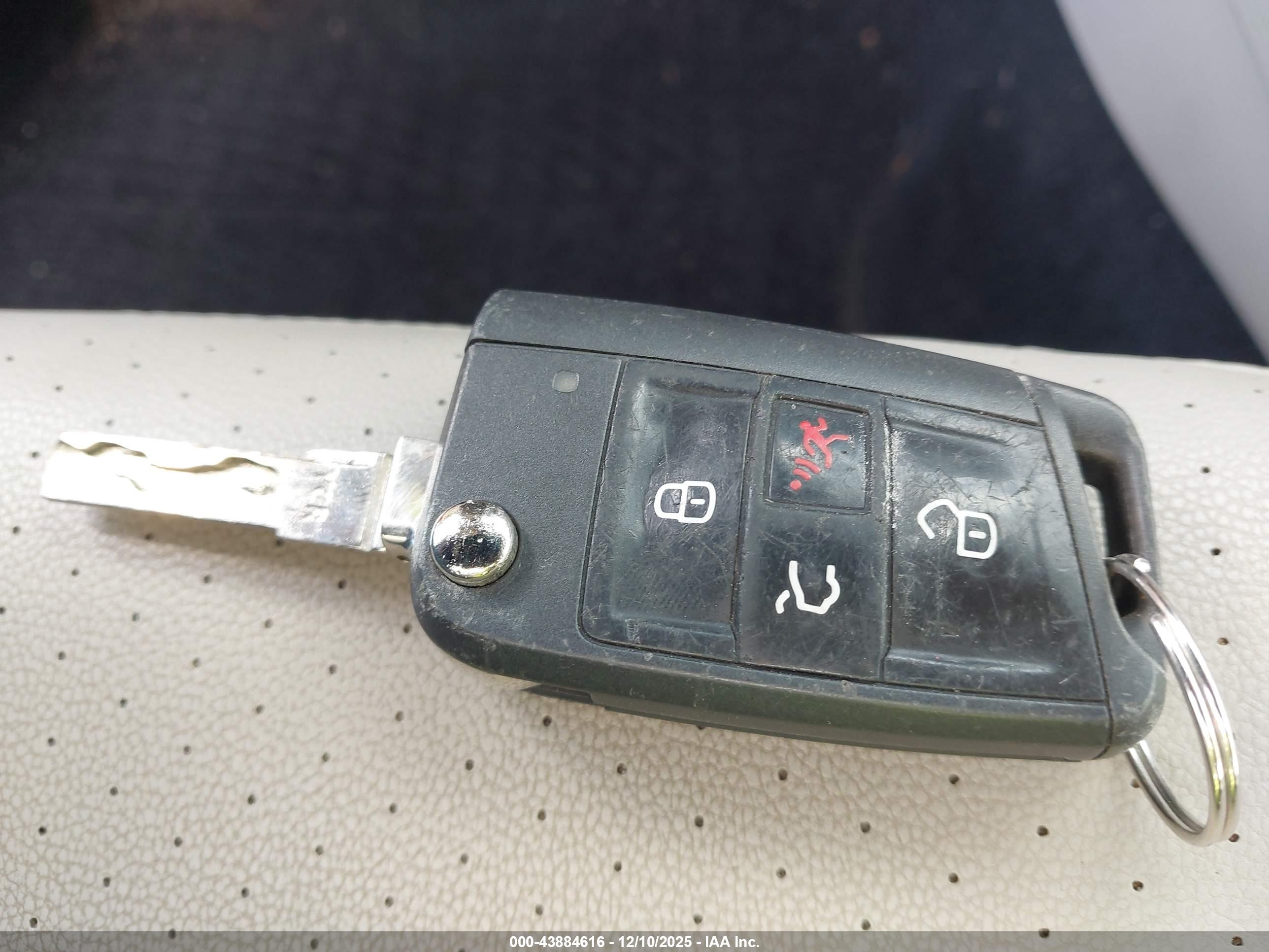 VOLKSWAGEN GOLF image 11