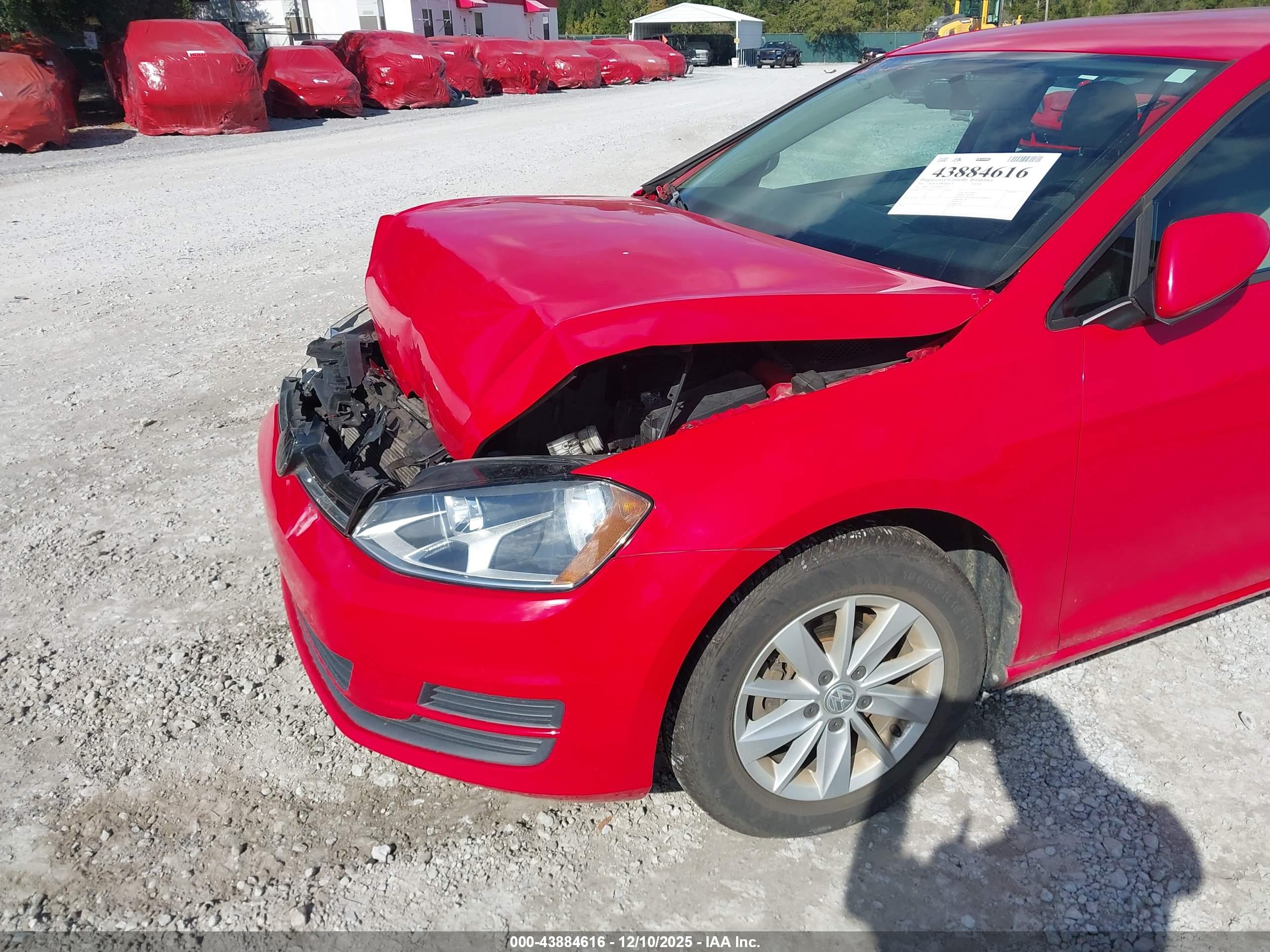 VOLKSWAGEN GOLF image 6