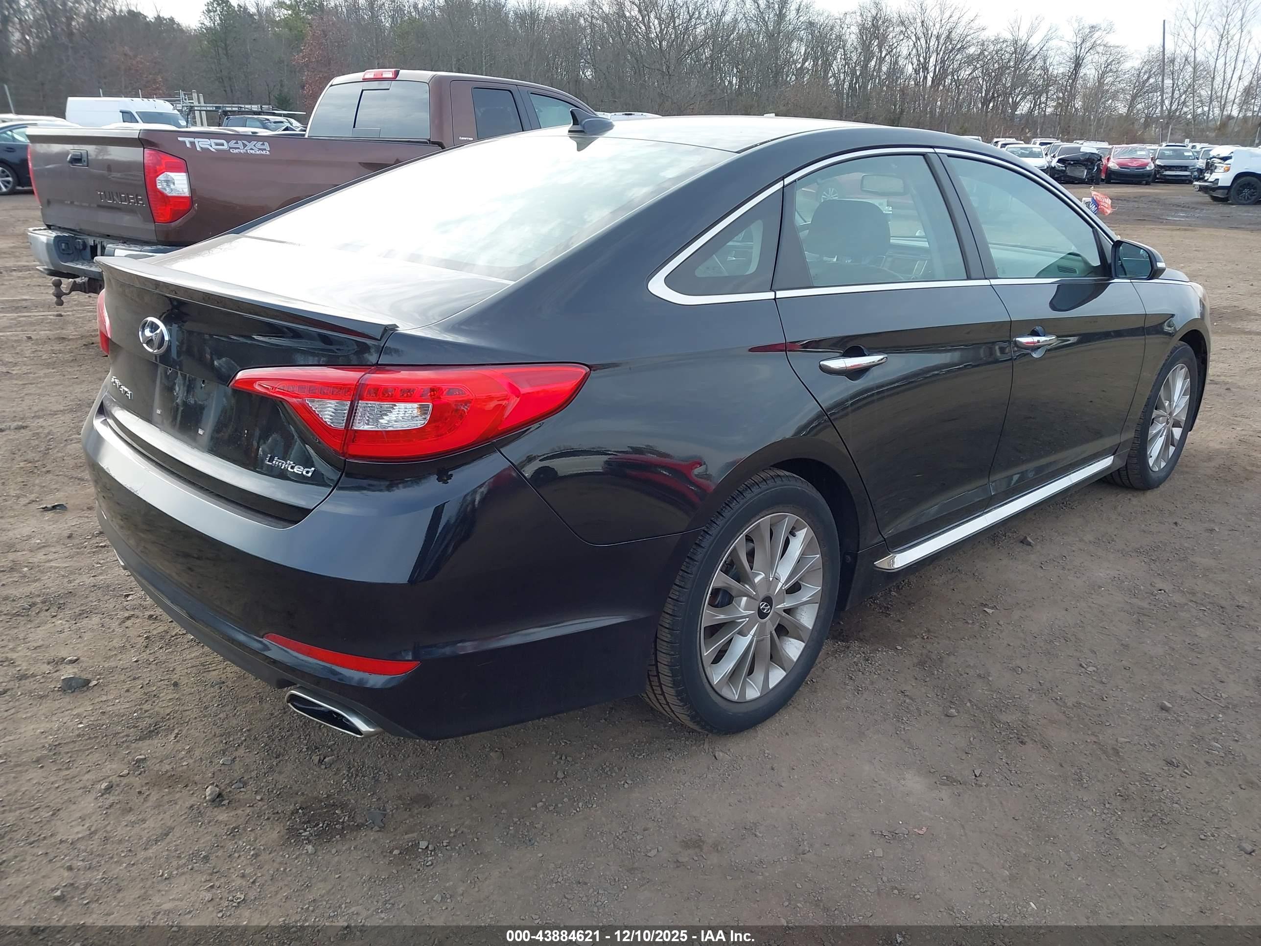 HYUNDAI SONATA image 4