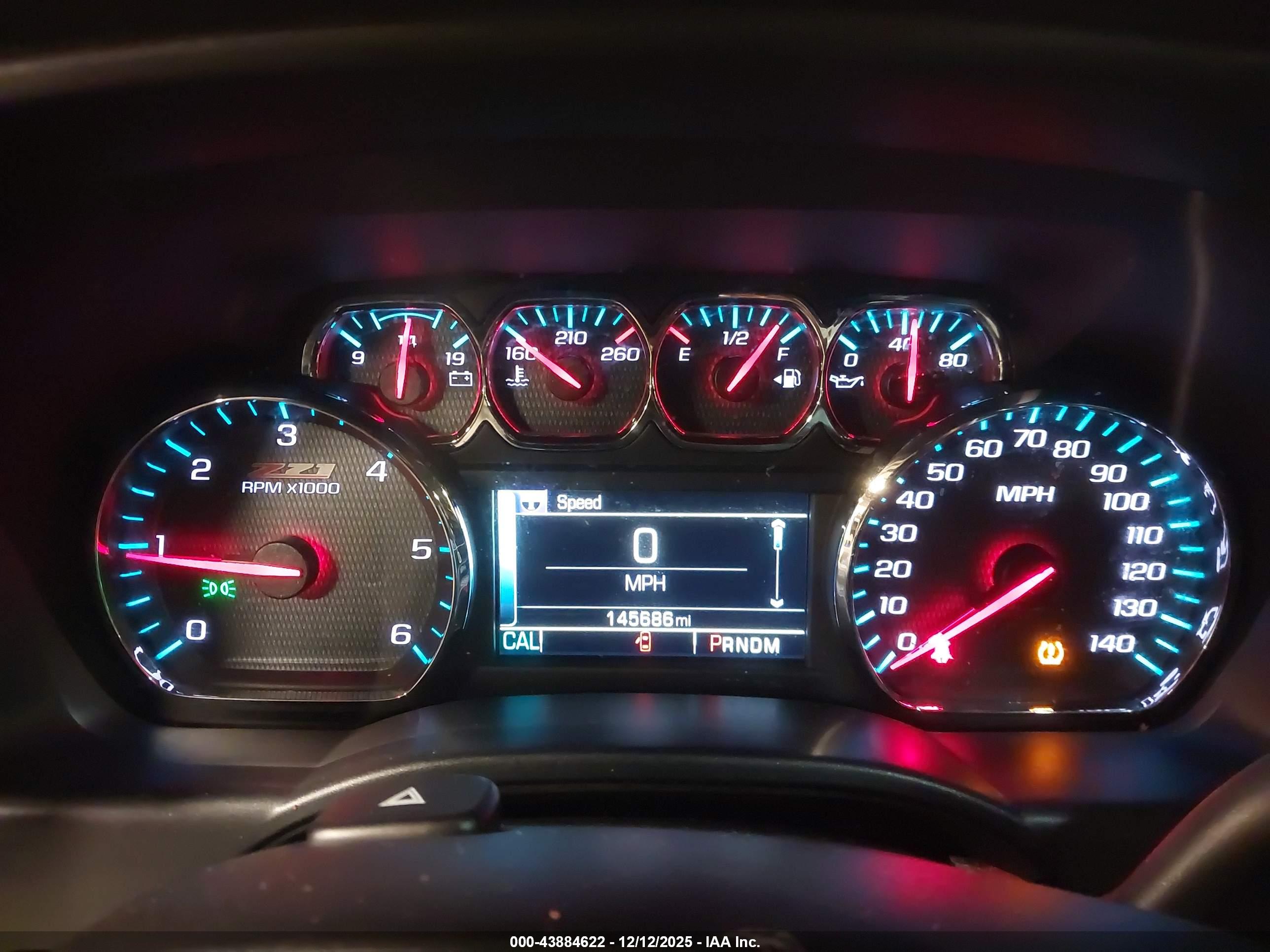 CHEVROLET SILVERADO image 7