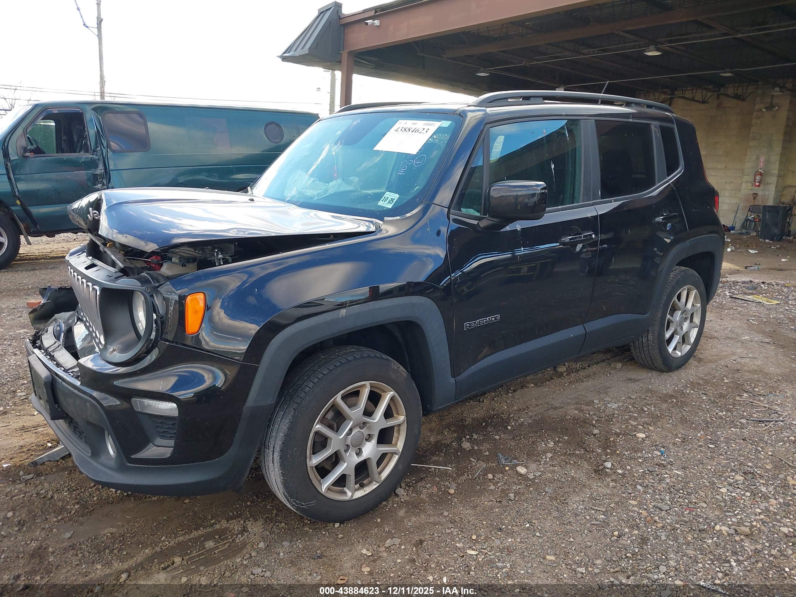 JEEP RENEGADE image 6