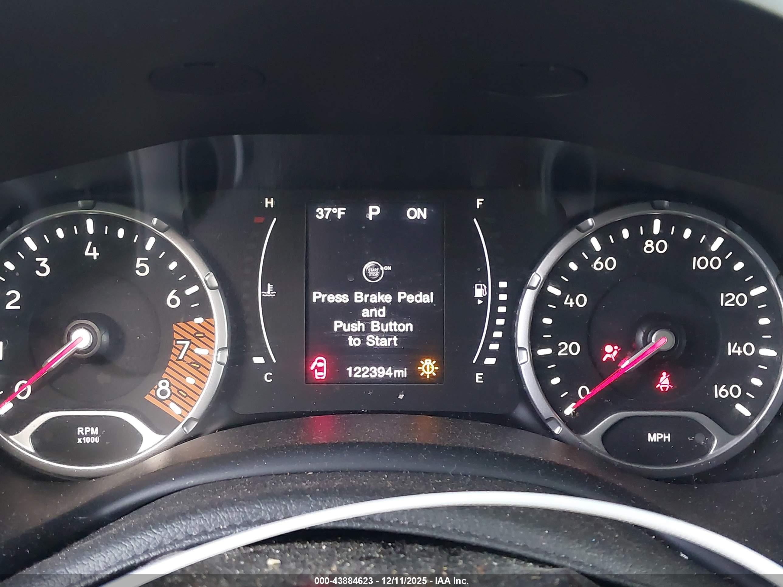 JEEP RENEGADE image 7