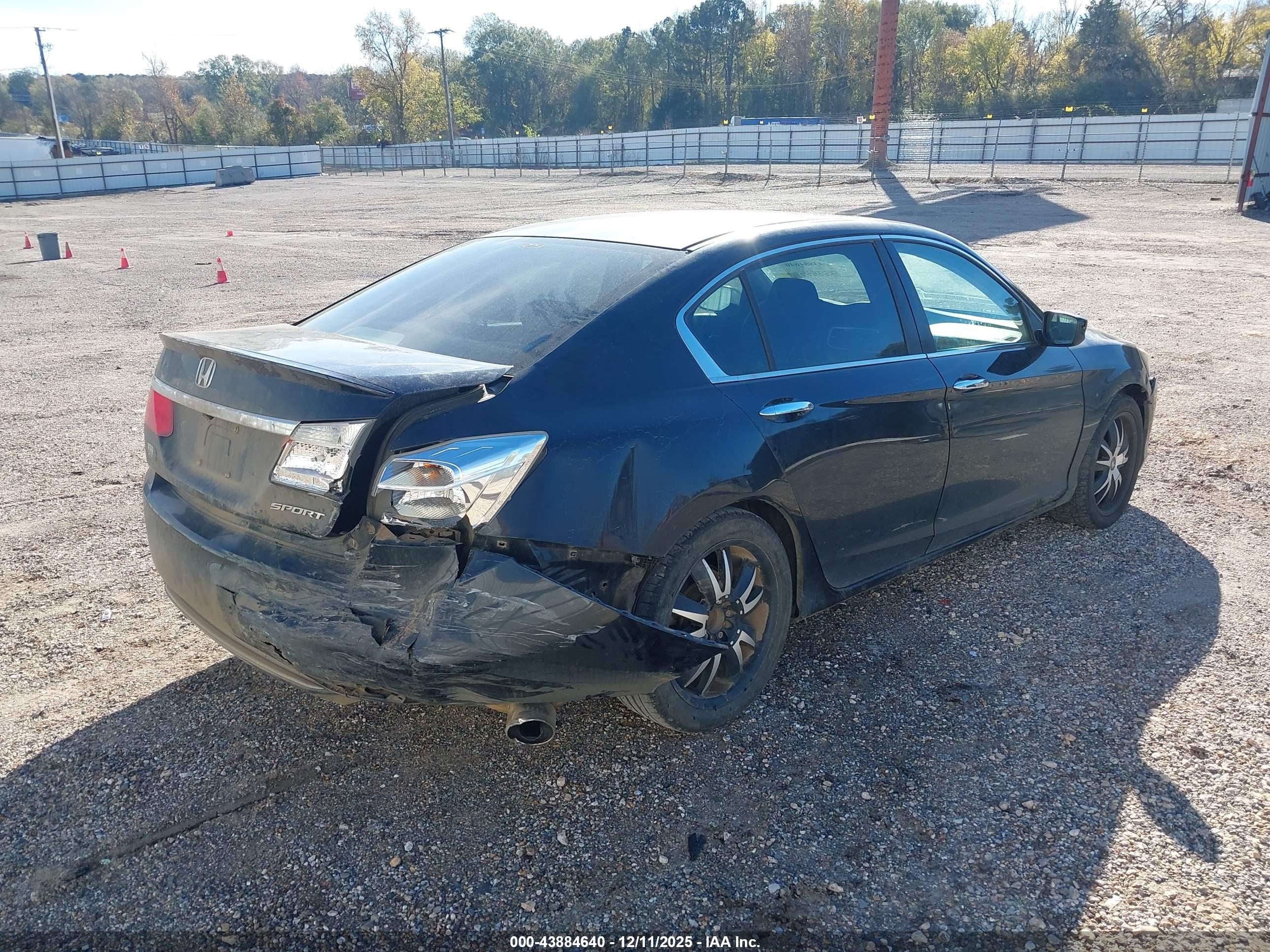 HONDA ACCORD image 4