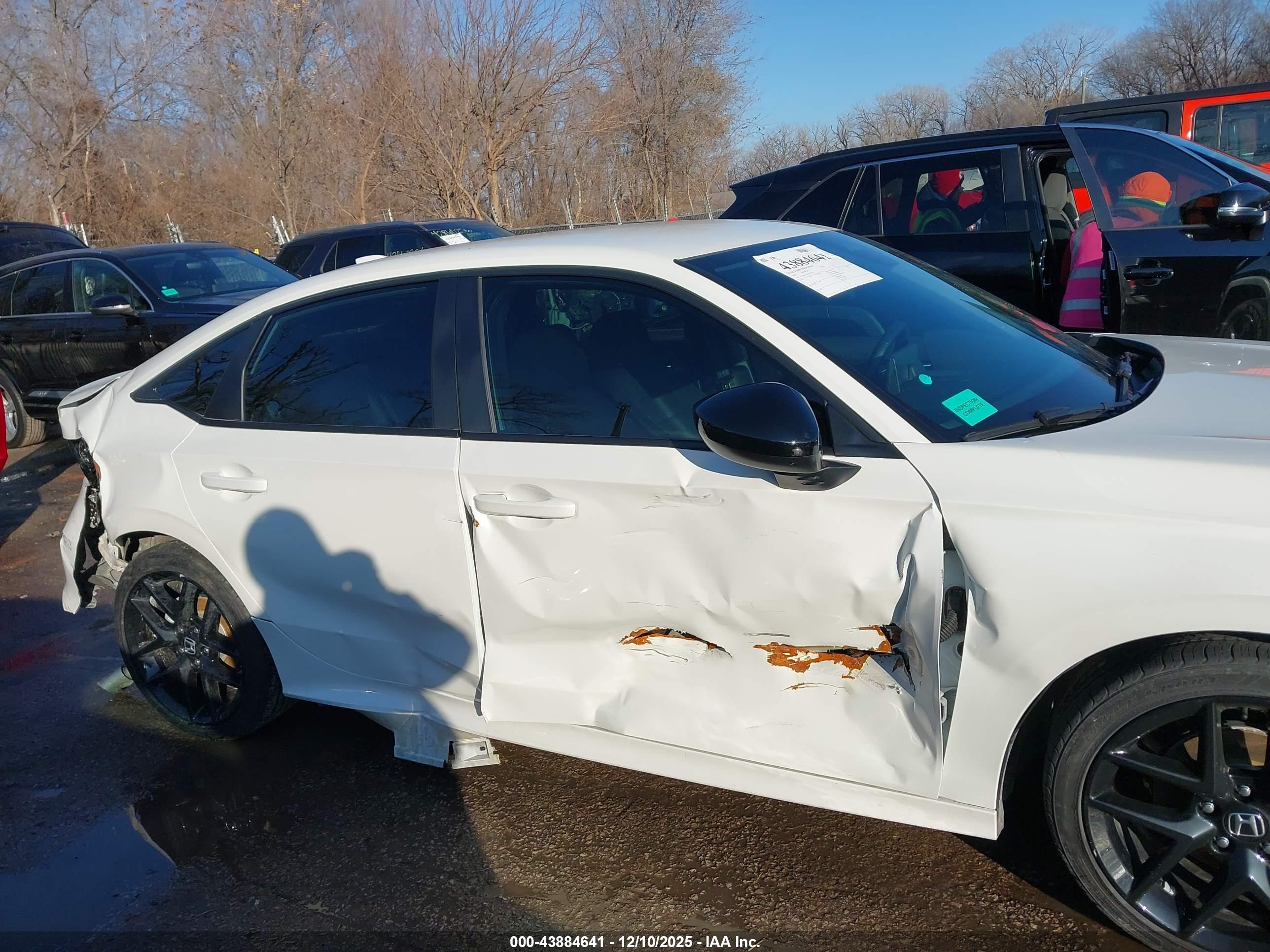 HONDA CIVIC image 6