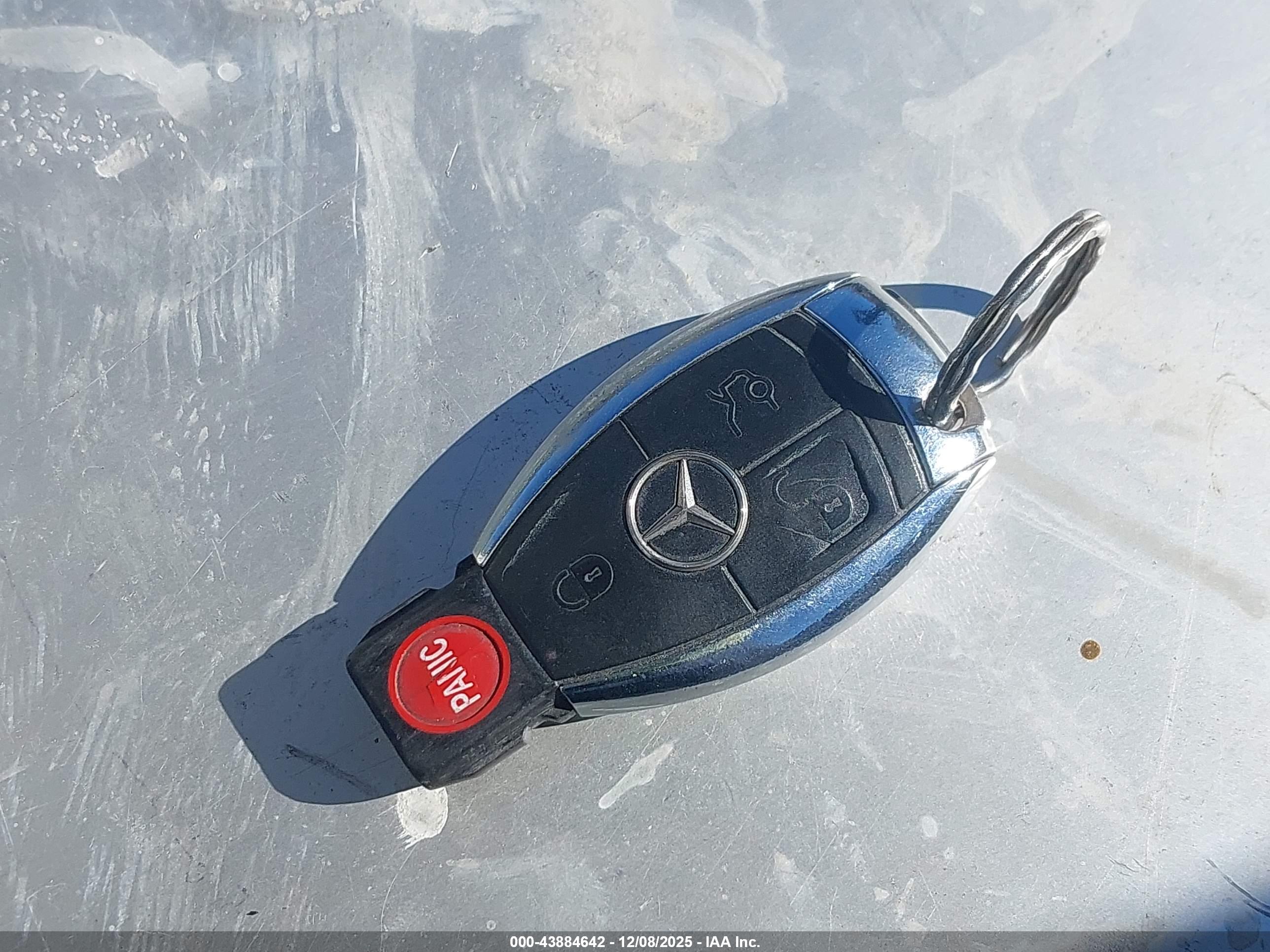 MERCEDES-BENZ C image 11