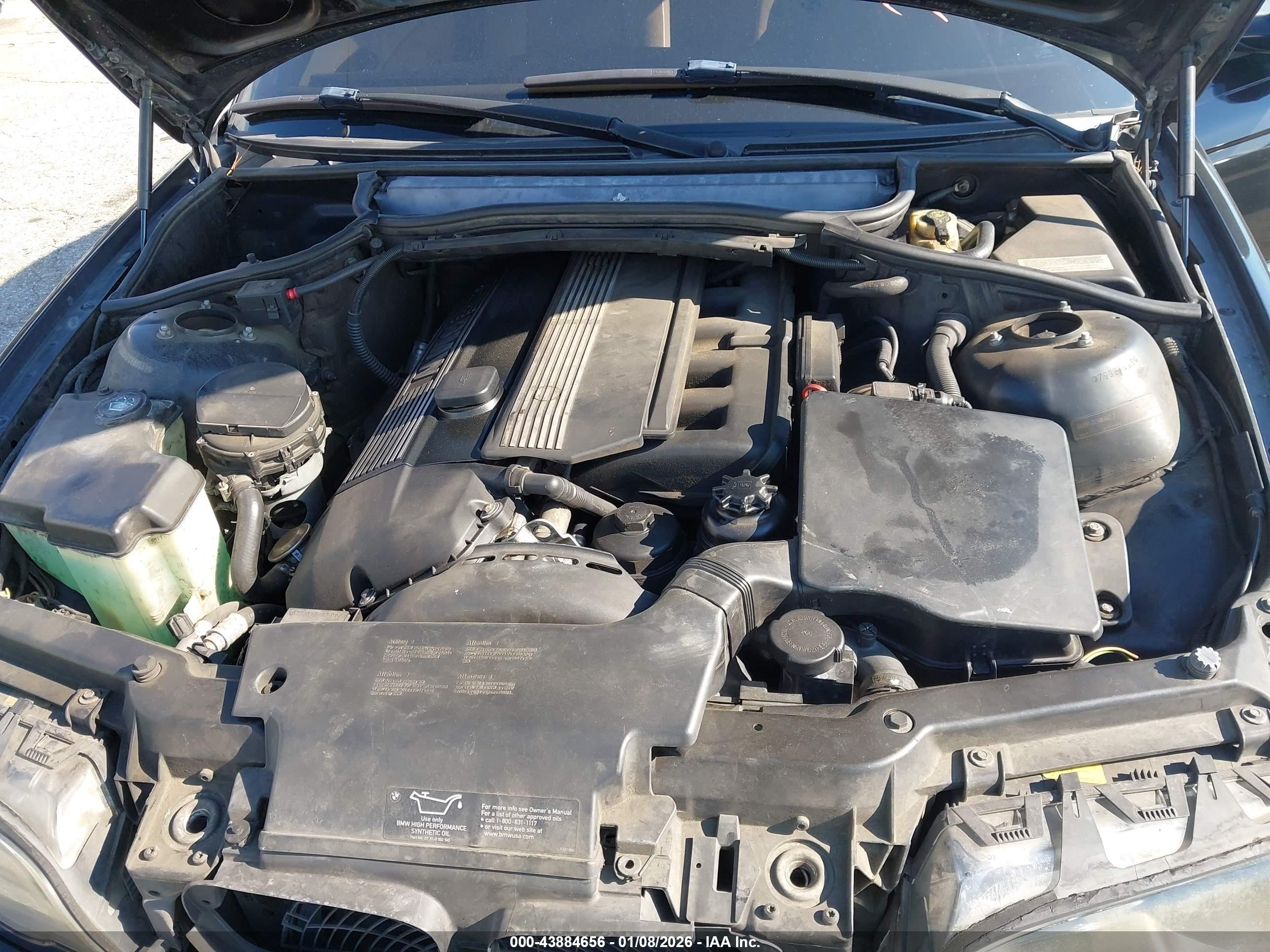 BMW 330CI image 10