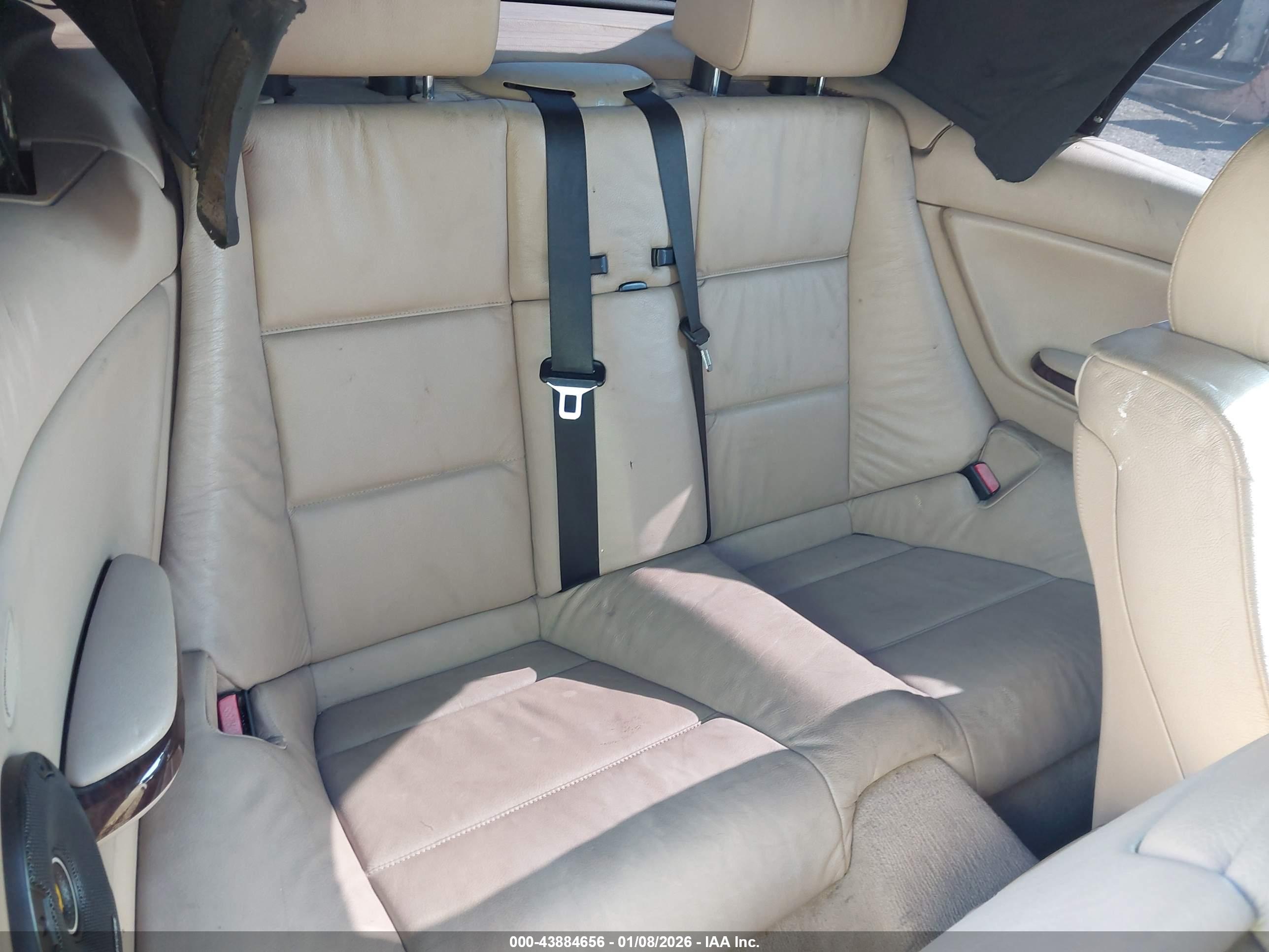 BMW 330CI image 8