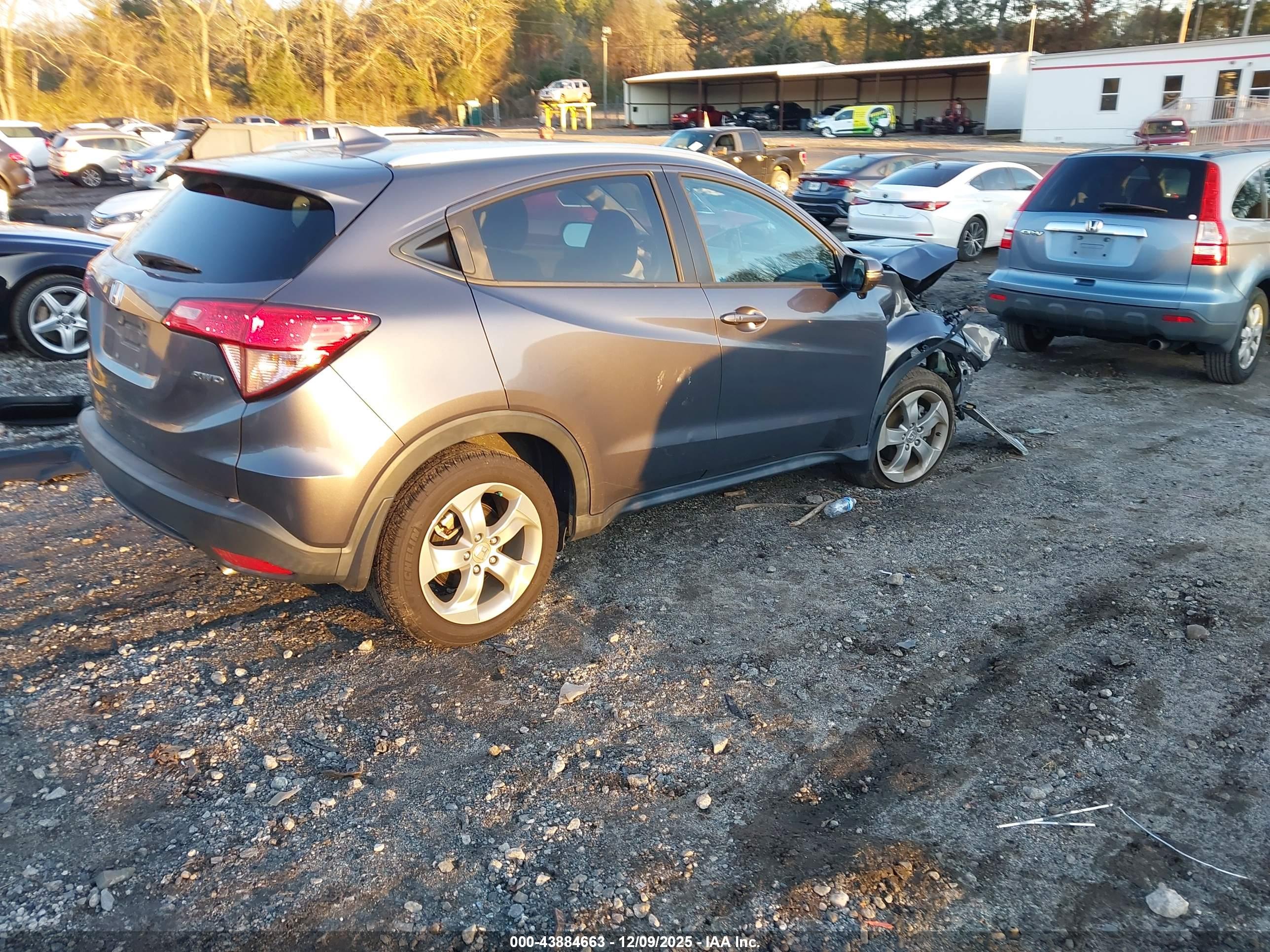 HONDA HR-V image 4