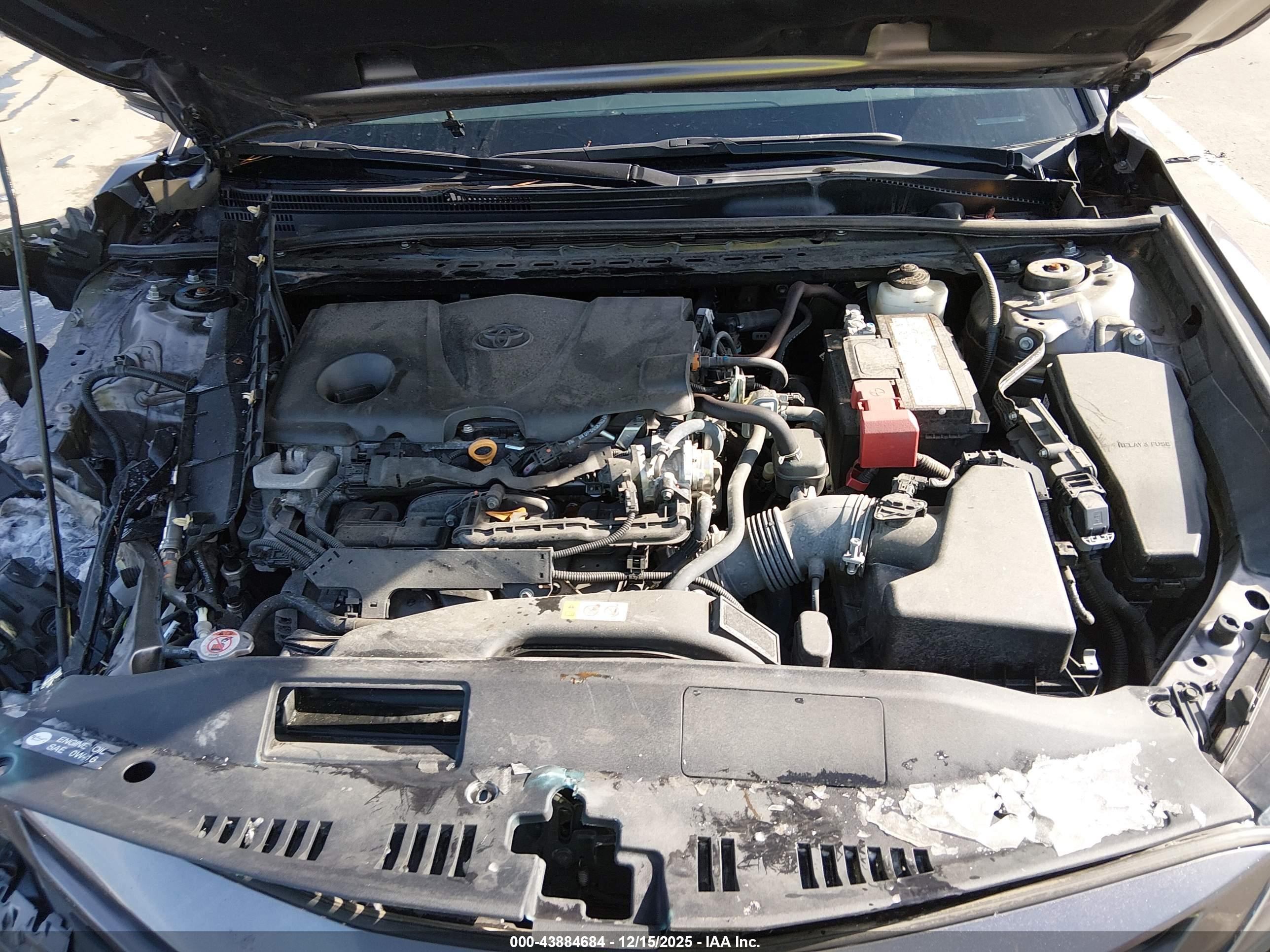 TOYOTA CAMRY image 10