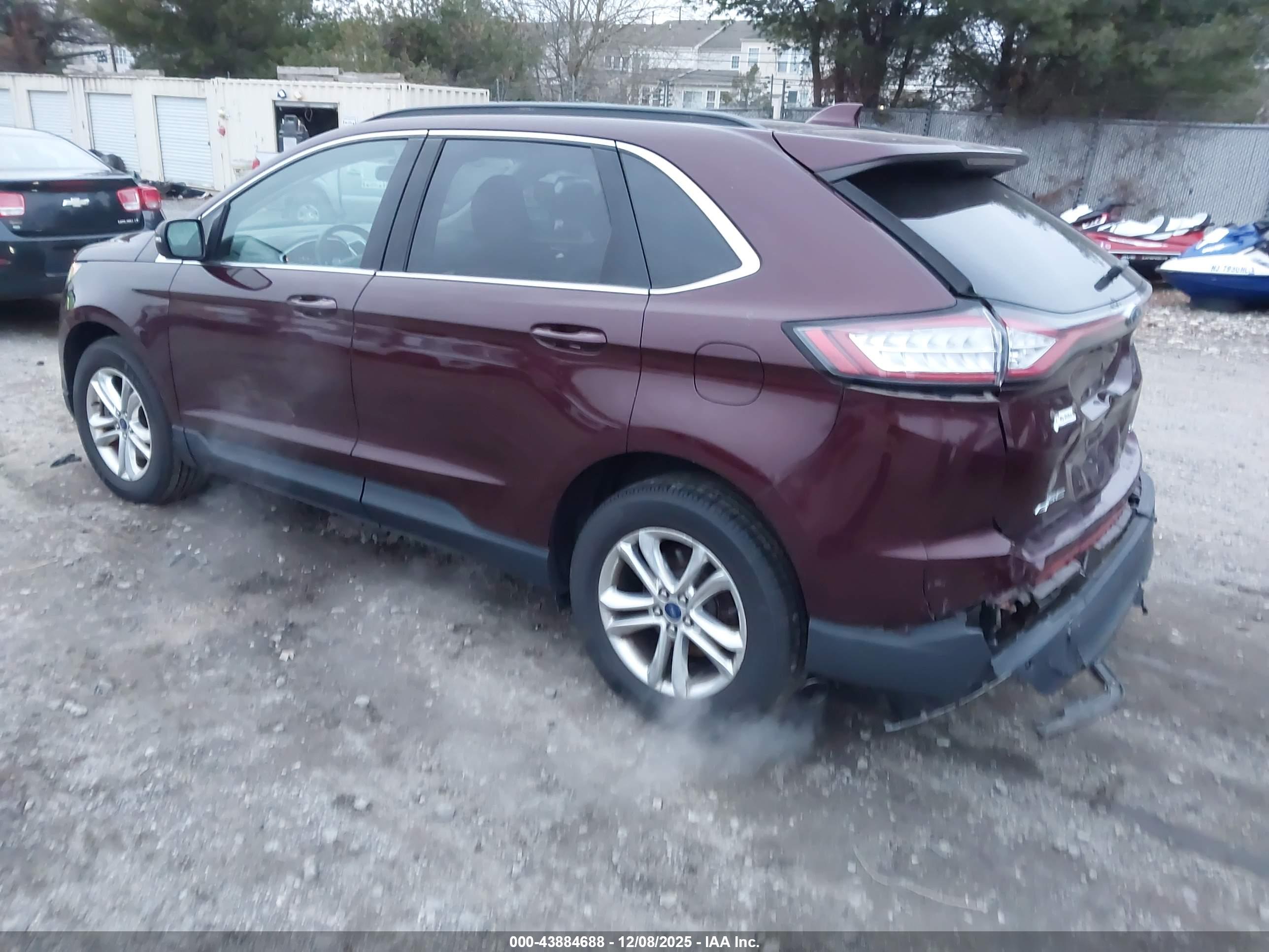 FORD EDGE image 3