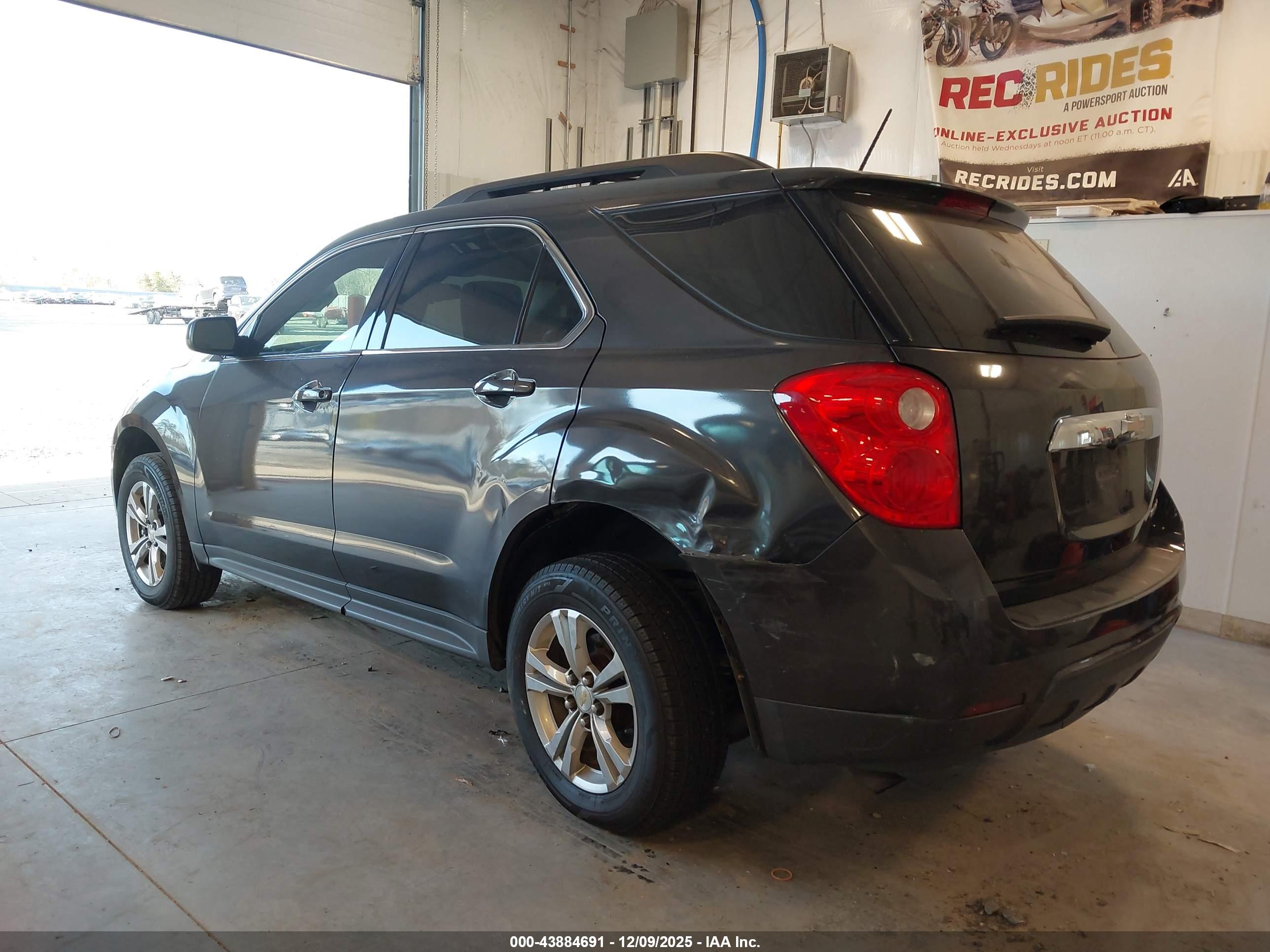 CHEVROLET EQUINOX image 6