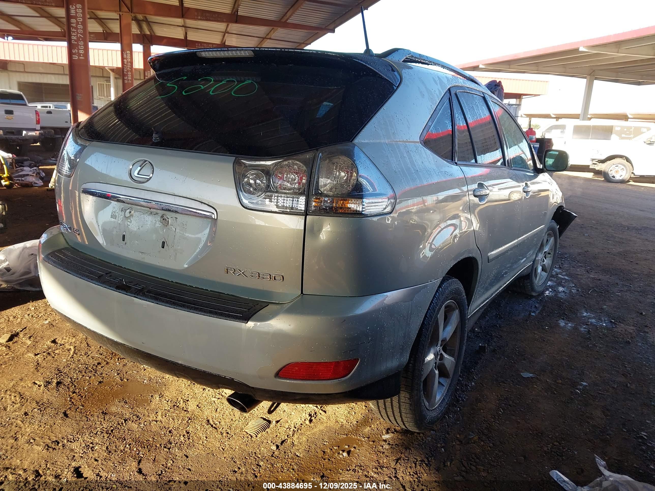 LEXUS RX image 4