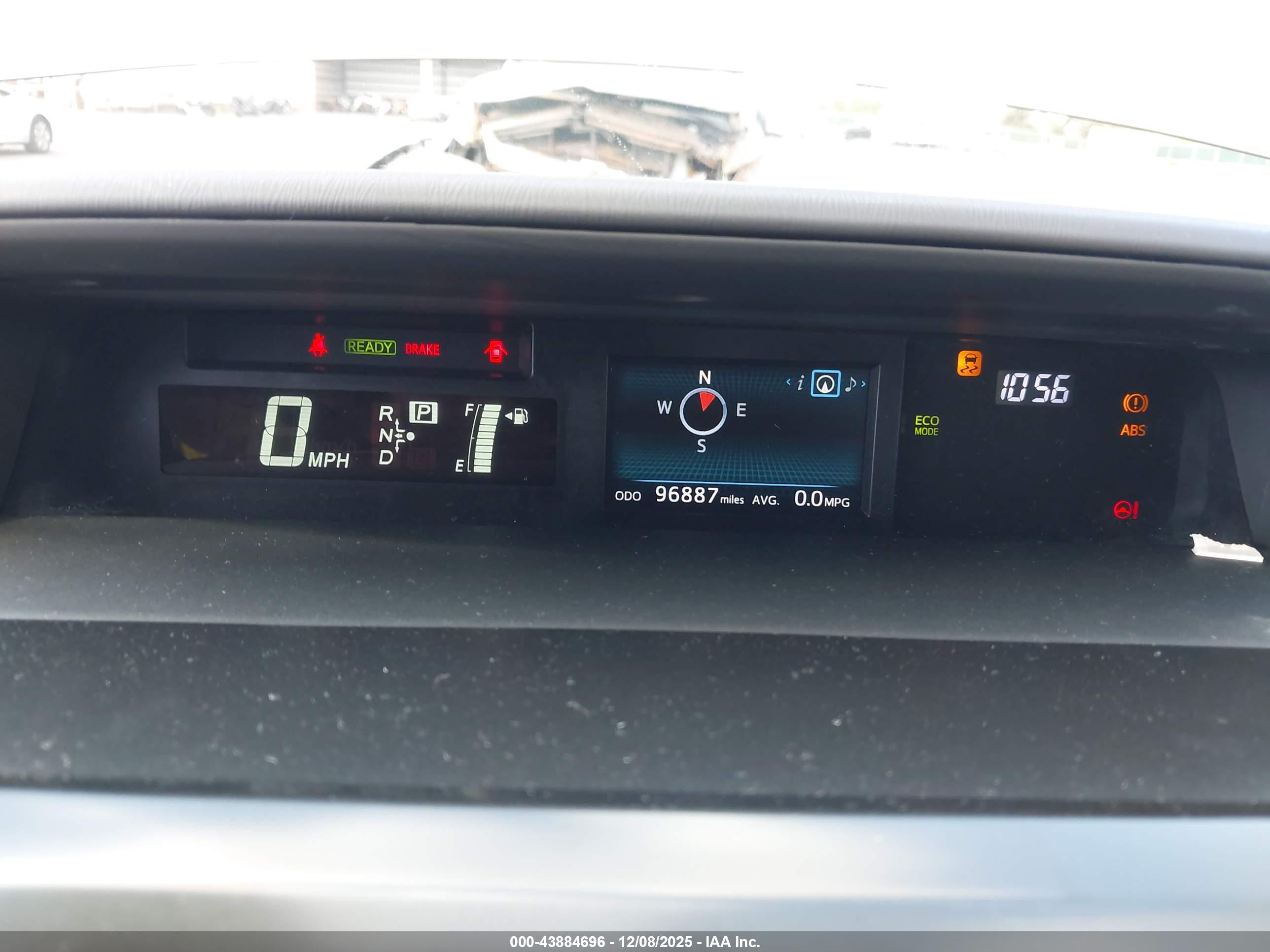TOYOTA PRIUS image 7