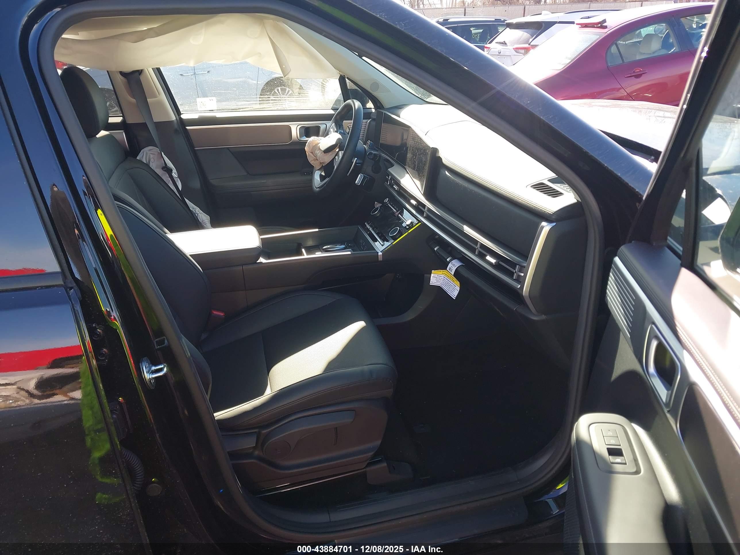 HYUNDAI SANTA image 5