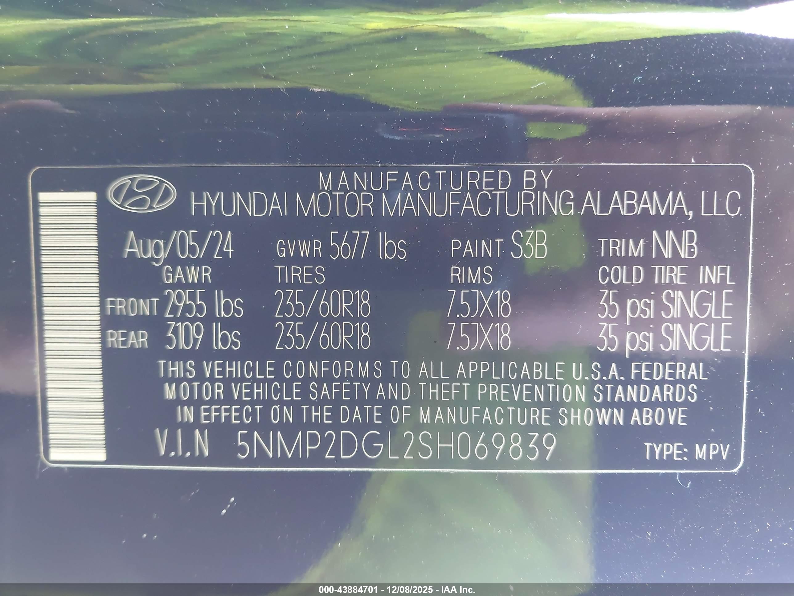 HYUNDAI SANTA image 9