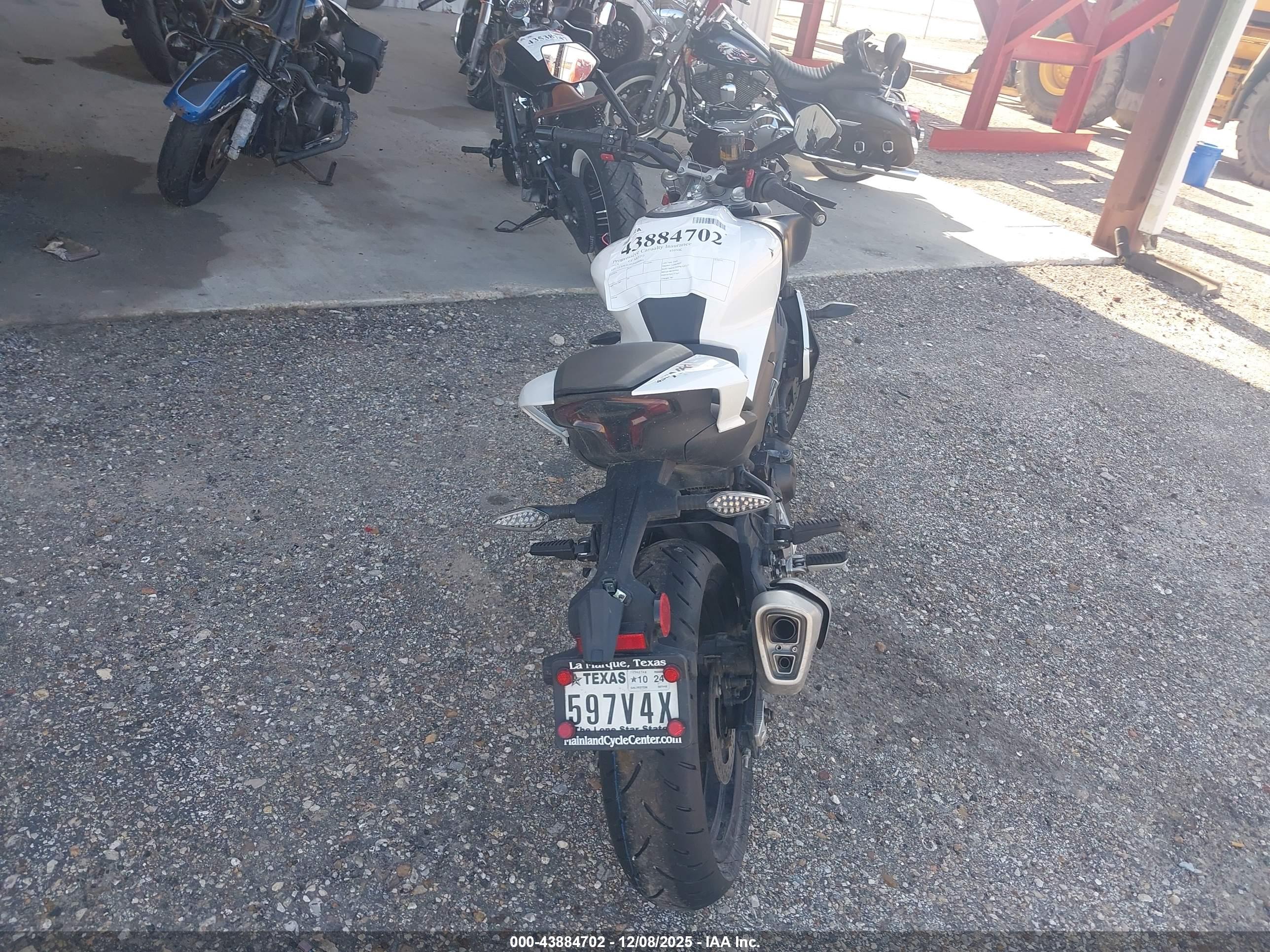CF MOTO image 6
