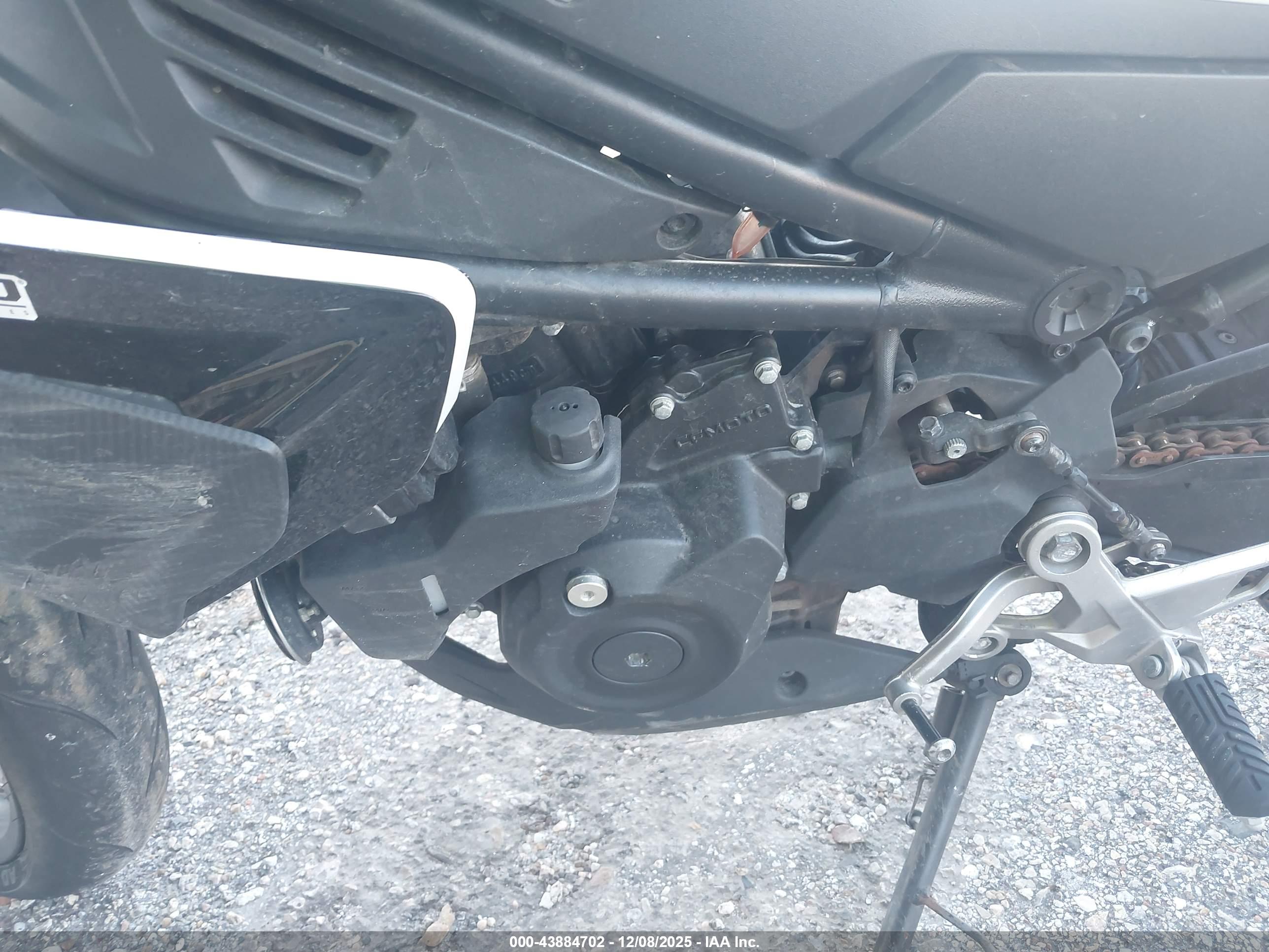 CF MOTO image 9