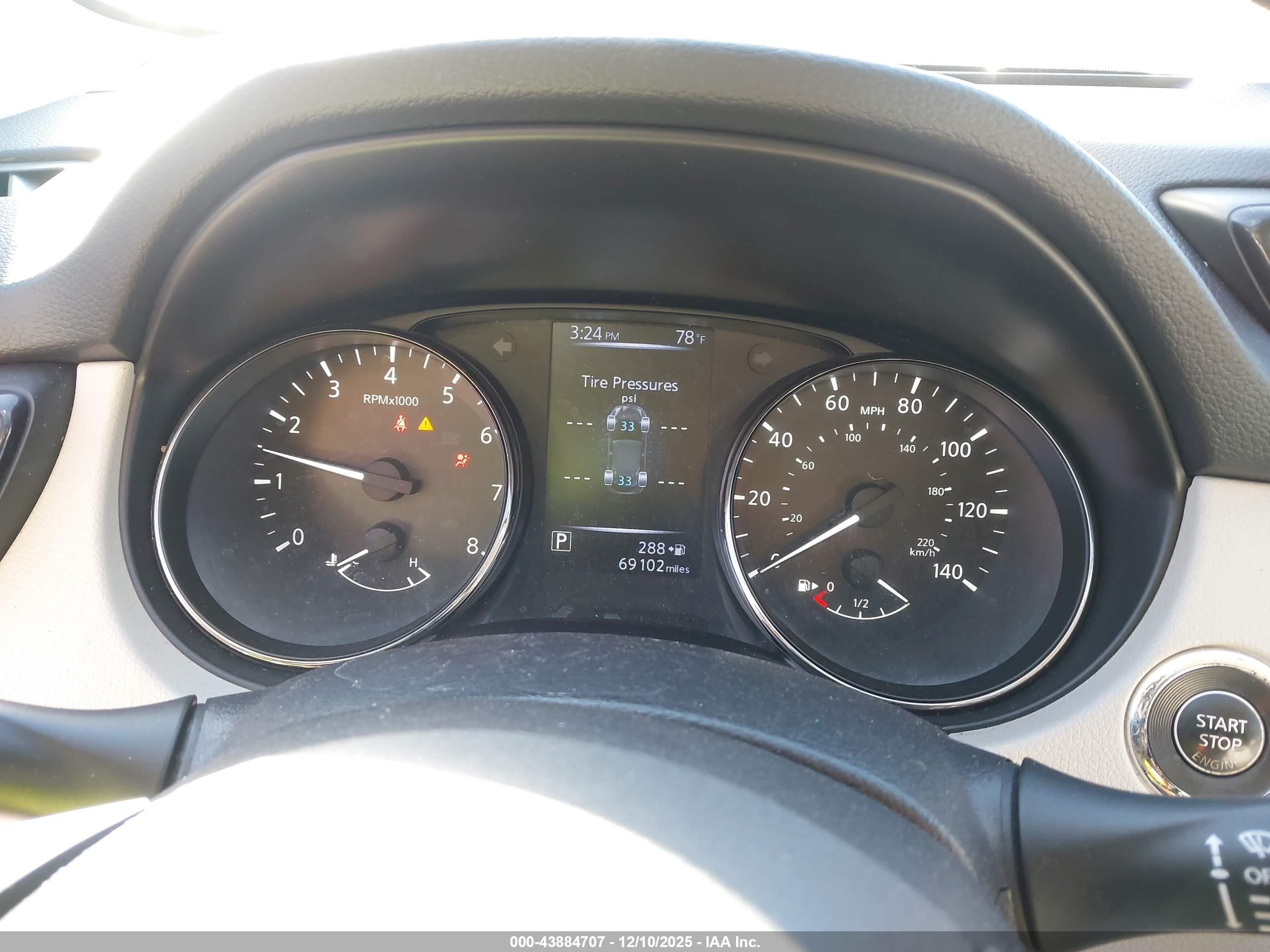 NISSAN ROGUE image 7