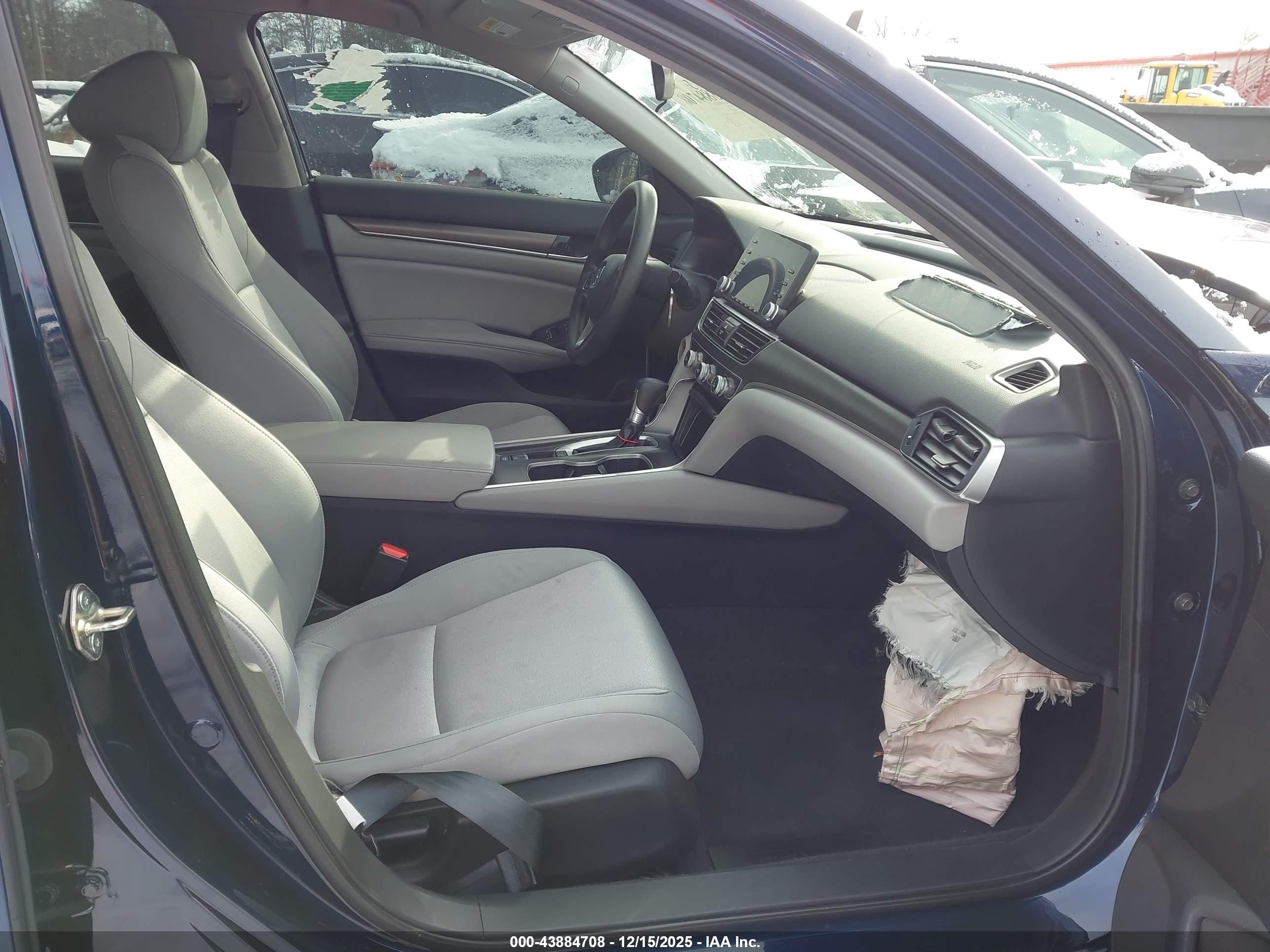 HONDA ACCORD image 5