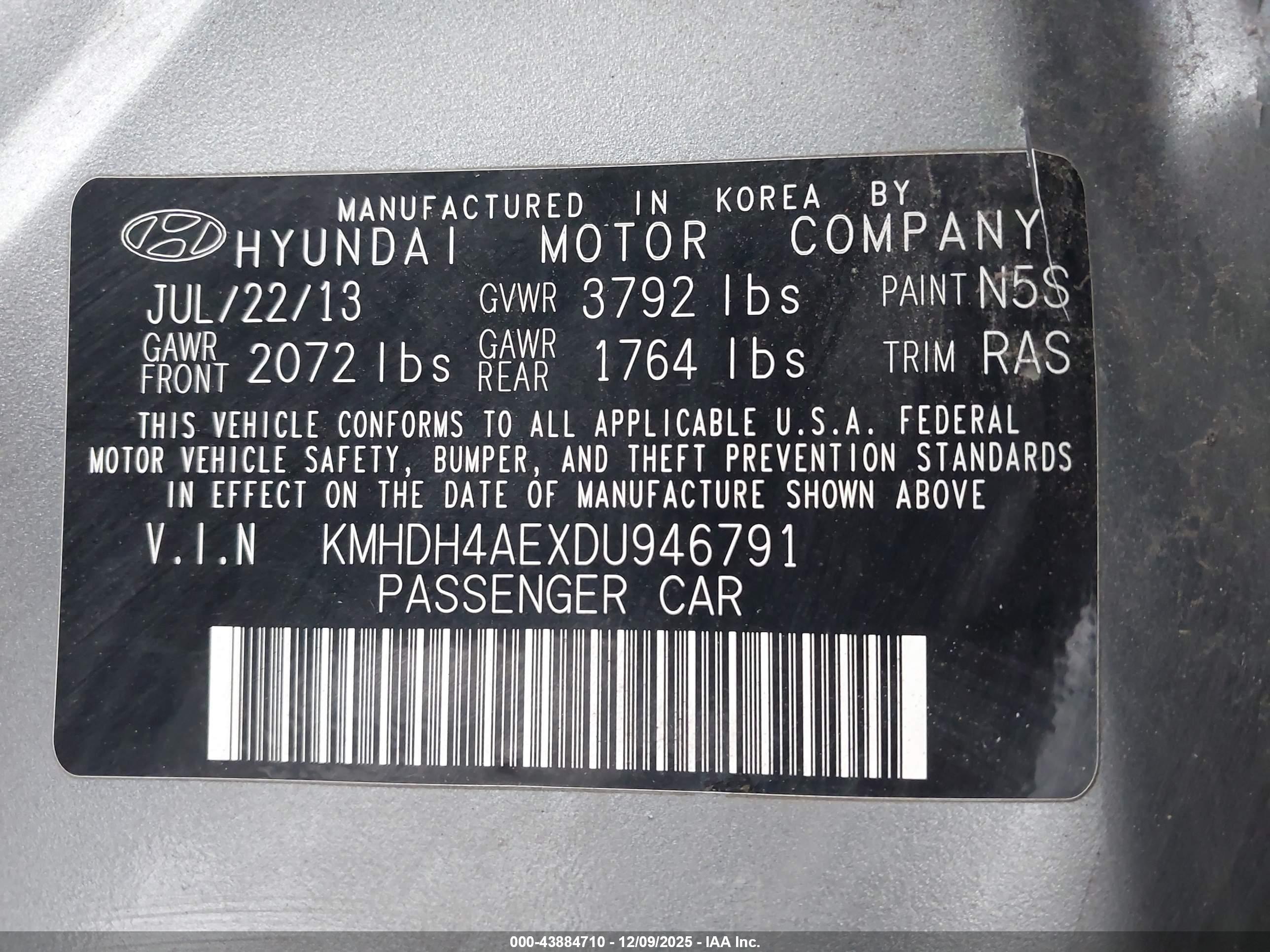 HYUNDAI ELANTRA image 9