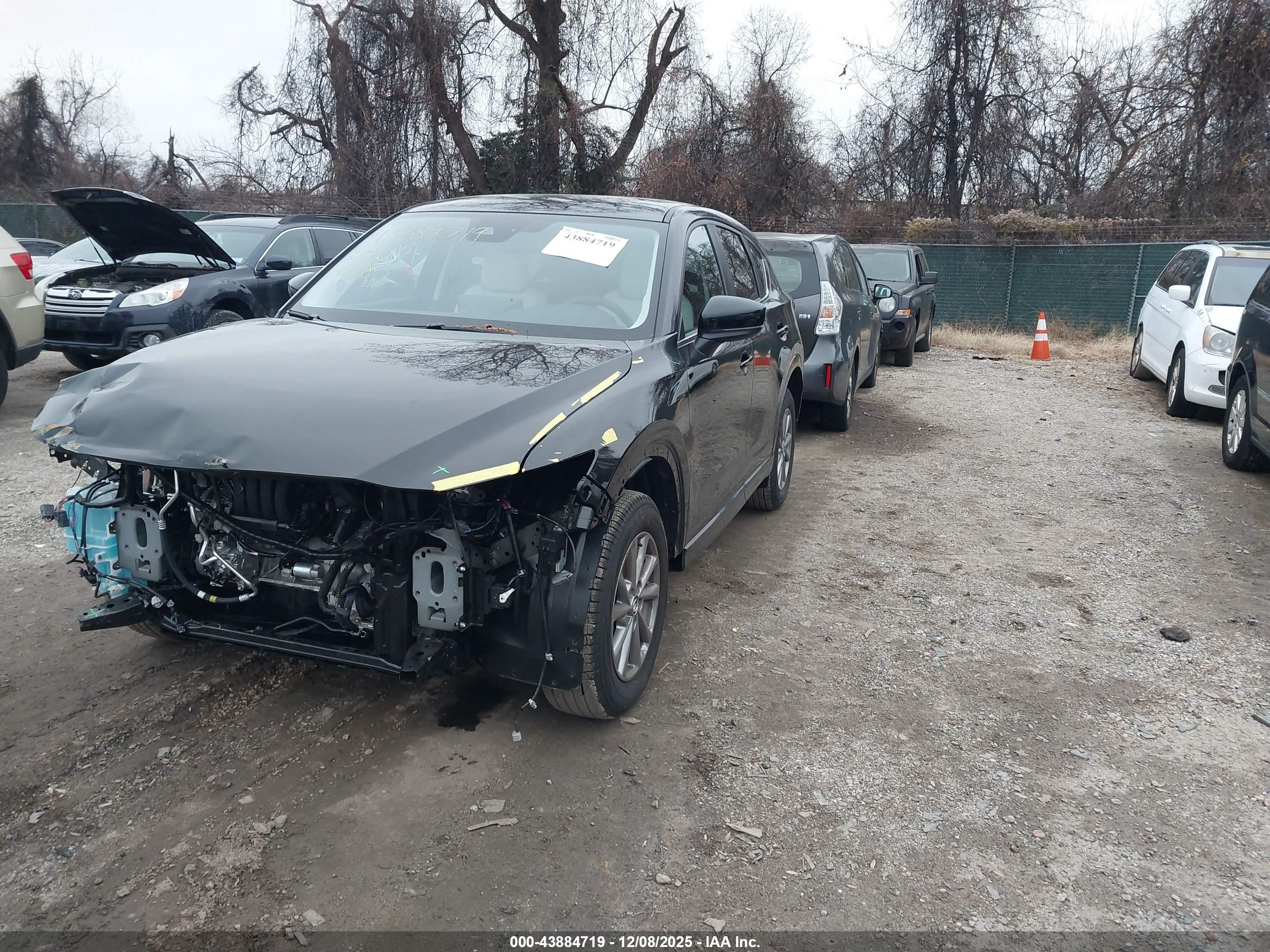 MAZDA CX-5 image 2