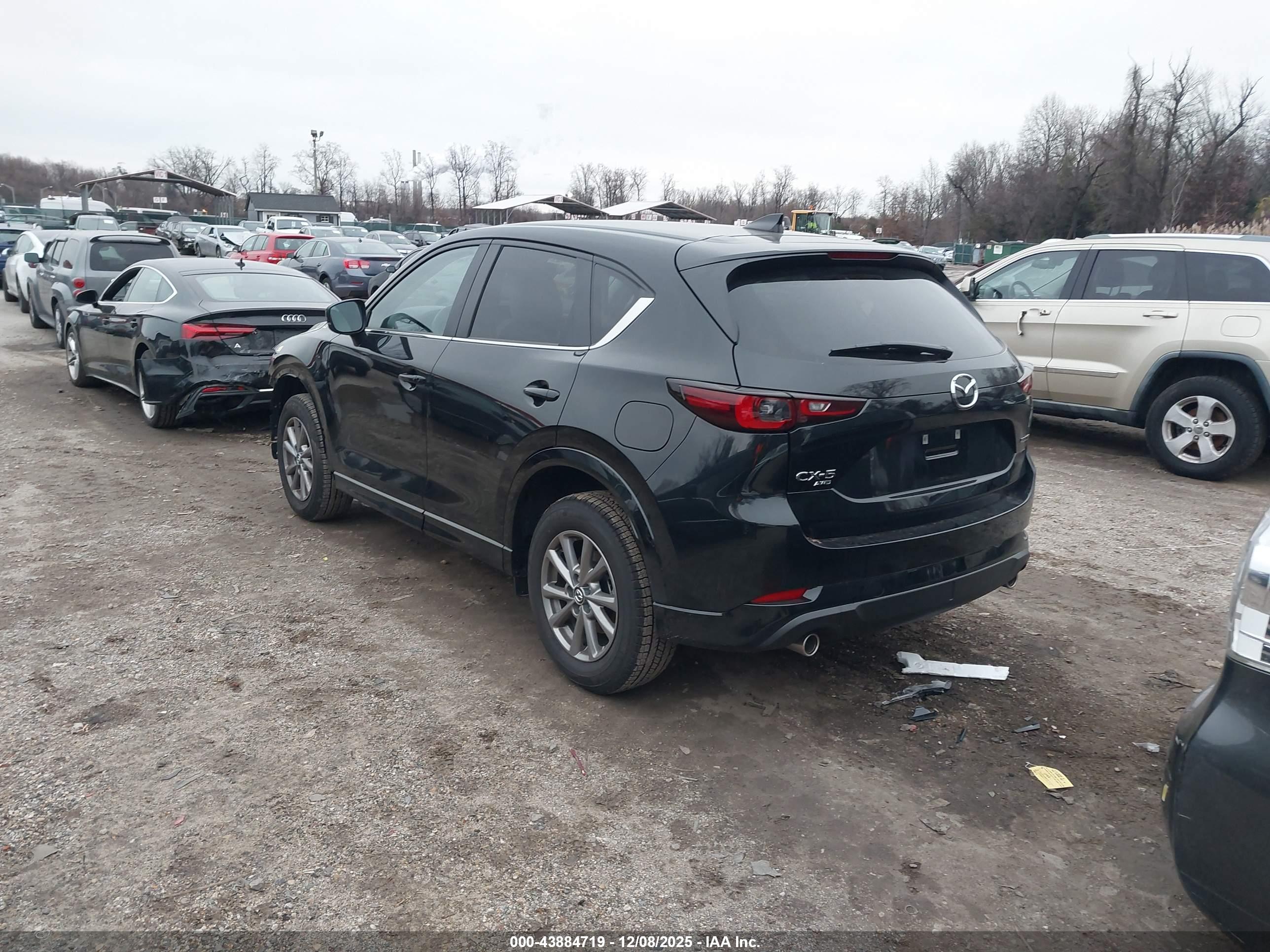 MAZDA CX-5 image 3