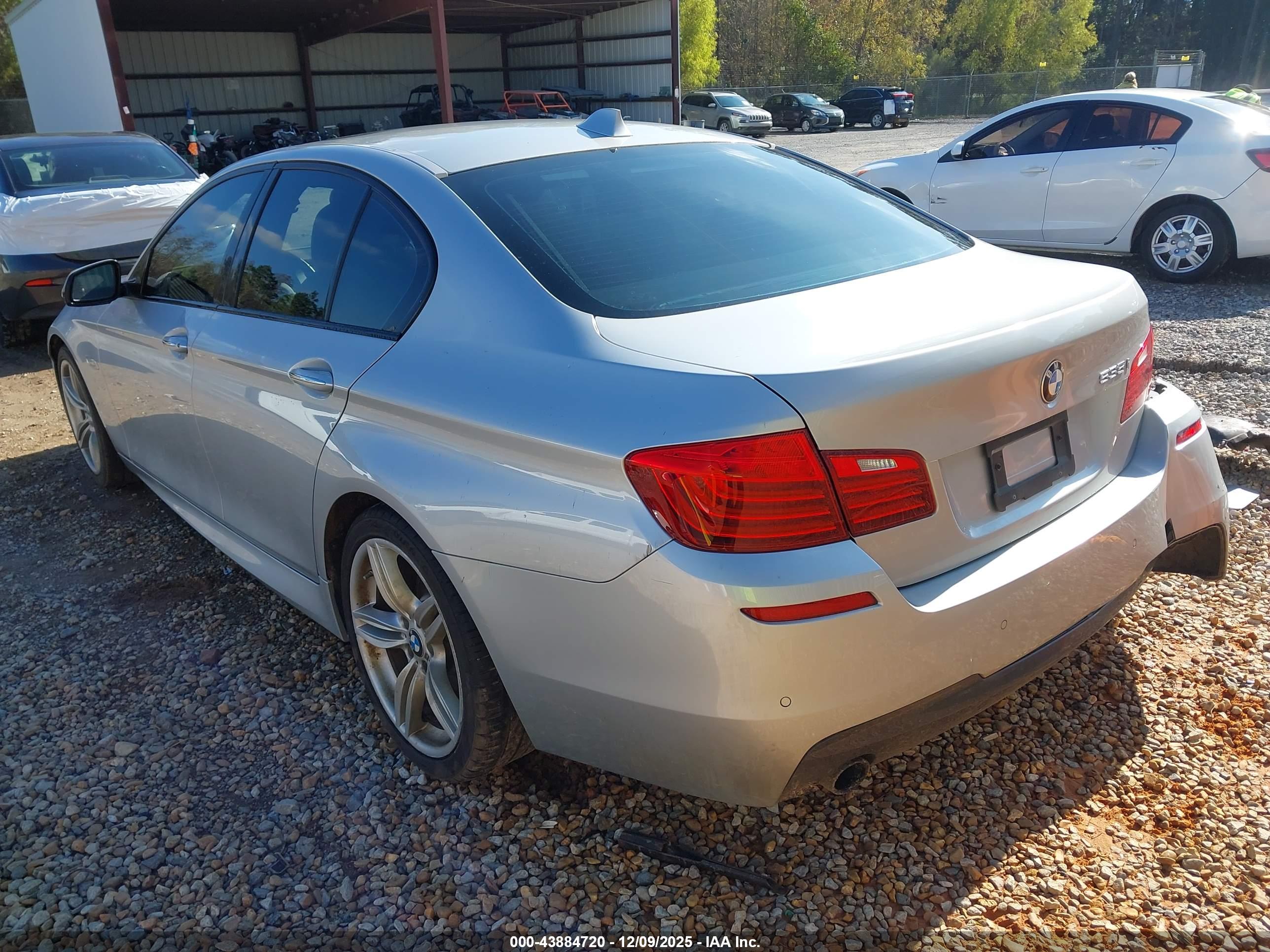 BMW 535I image 3