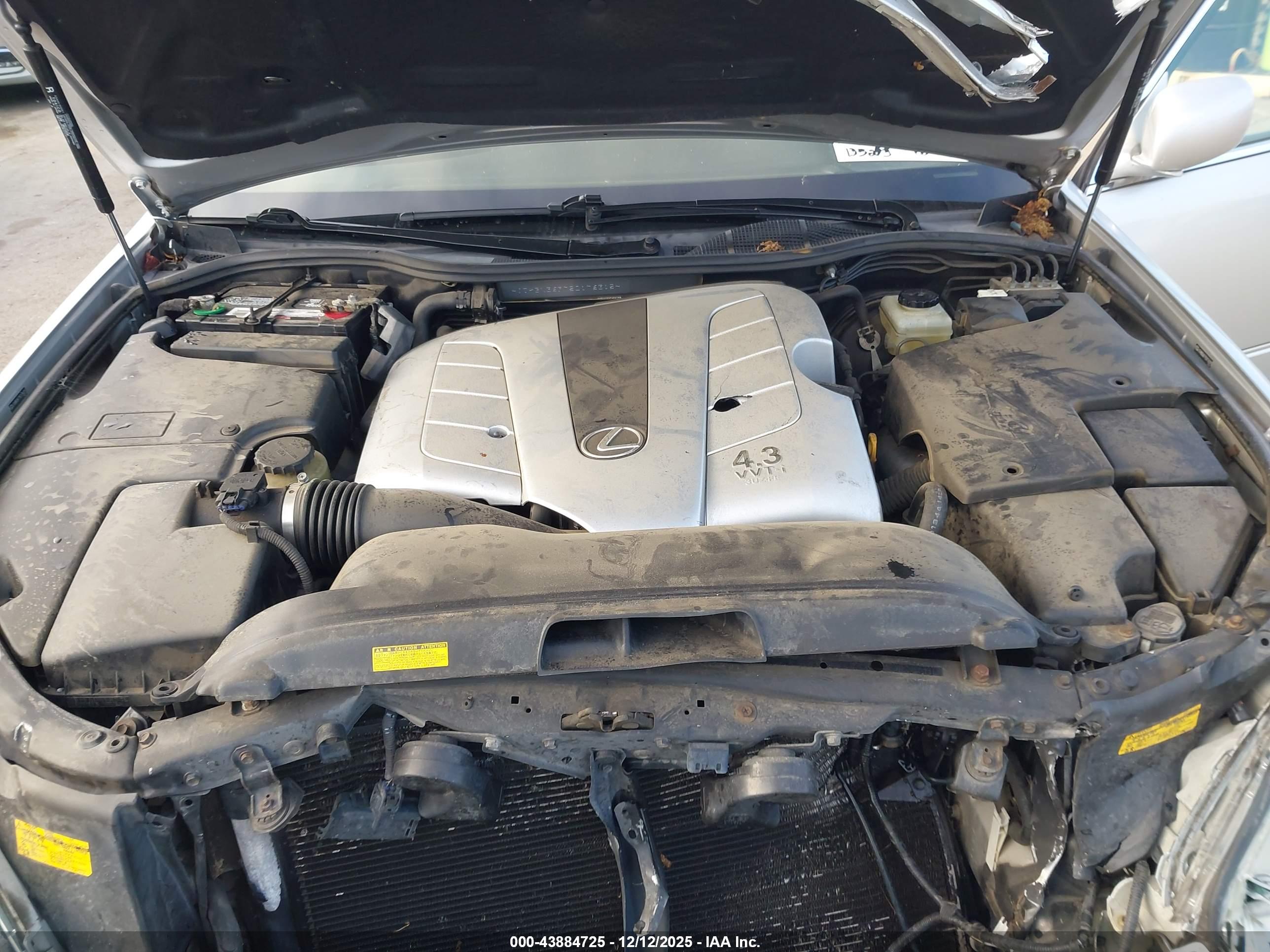 LEXUS LS image 10