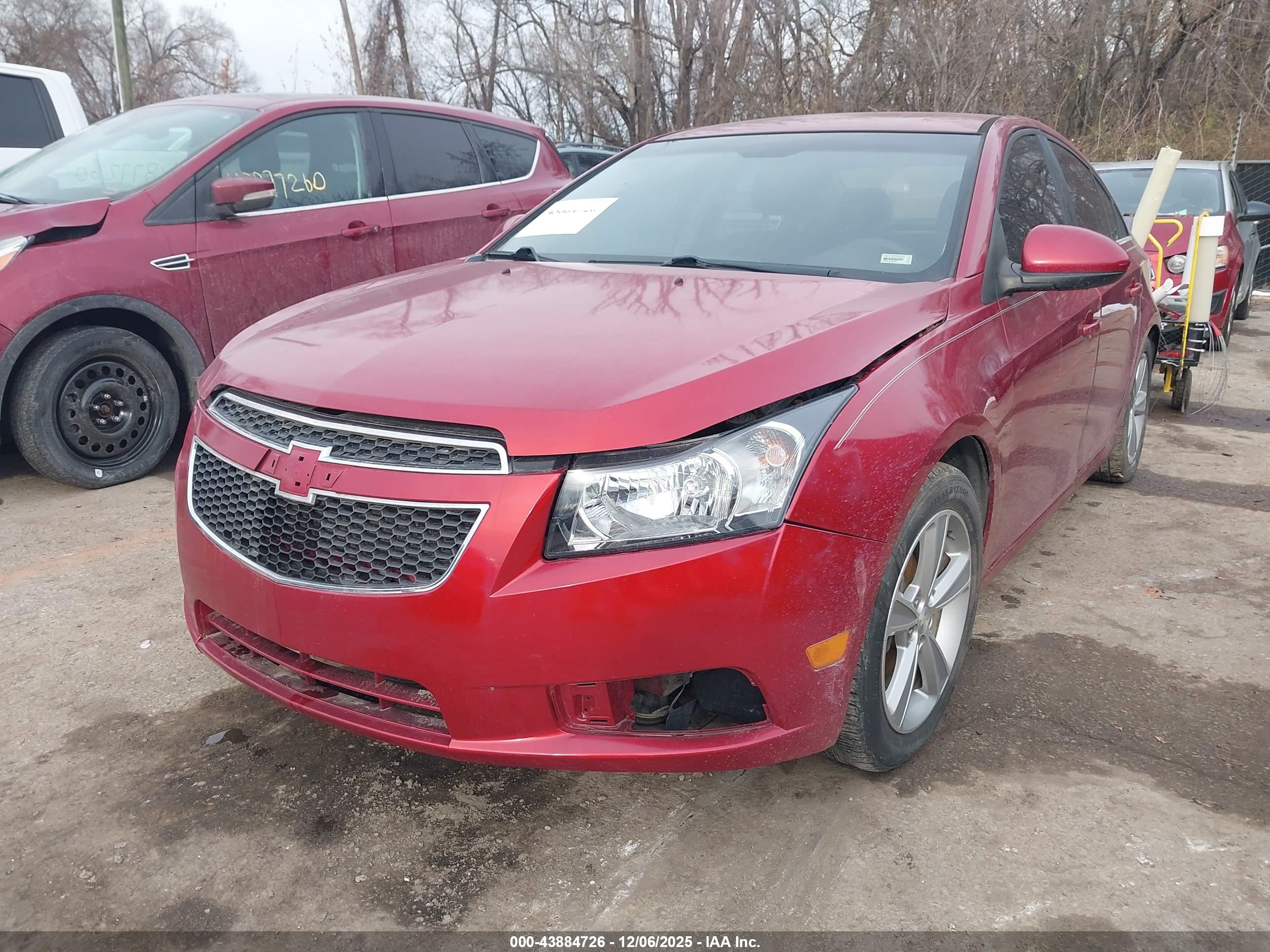 CHEVROLET CRUZE image 2