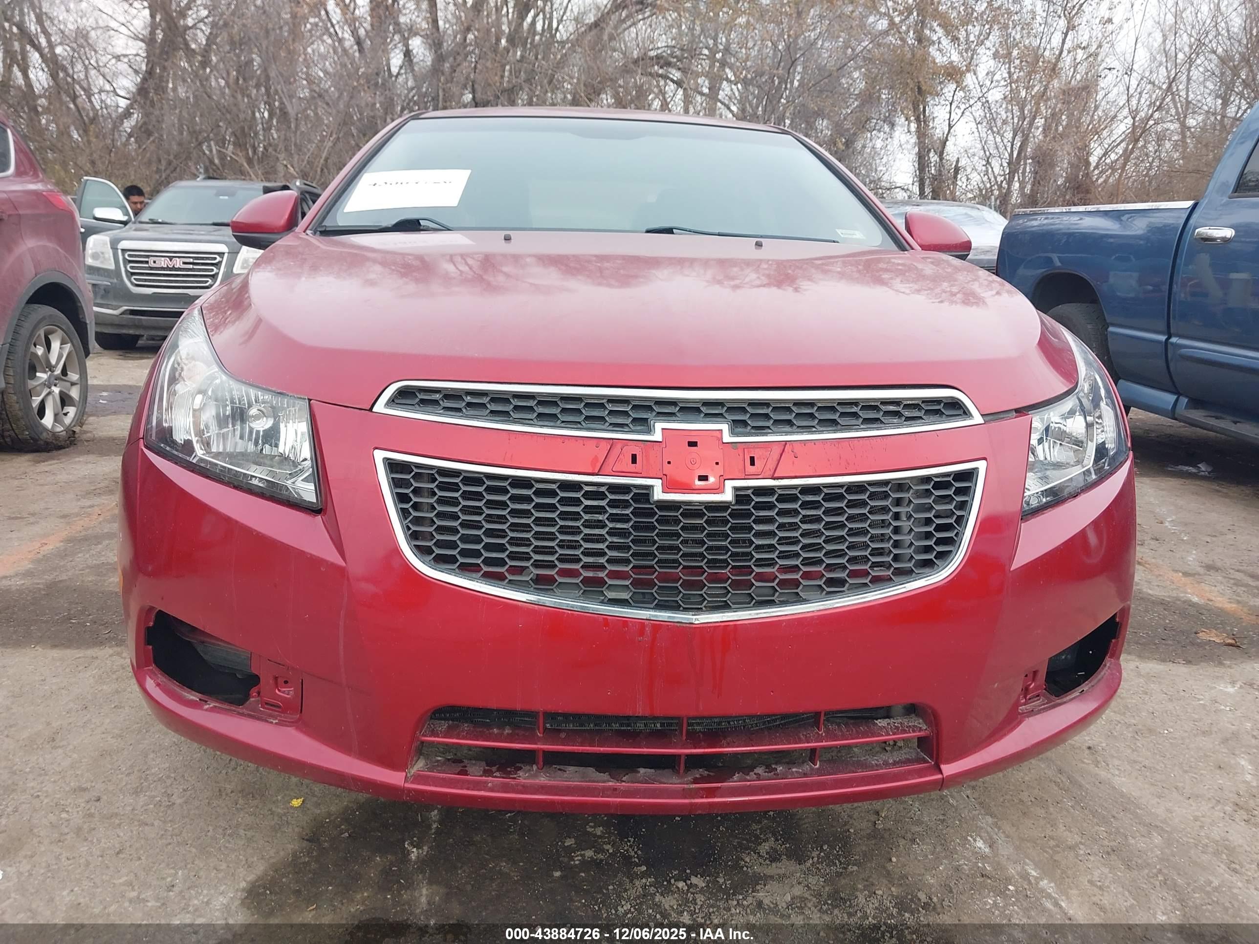 CHEVROLET CRUZE image 6