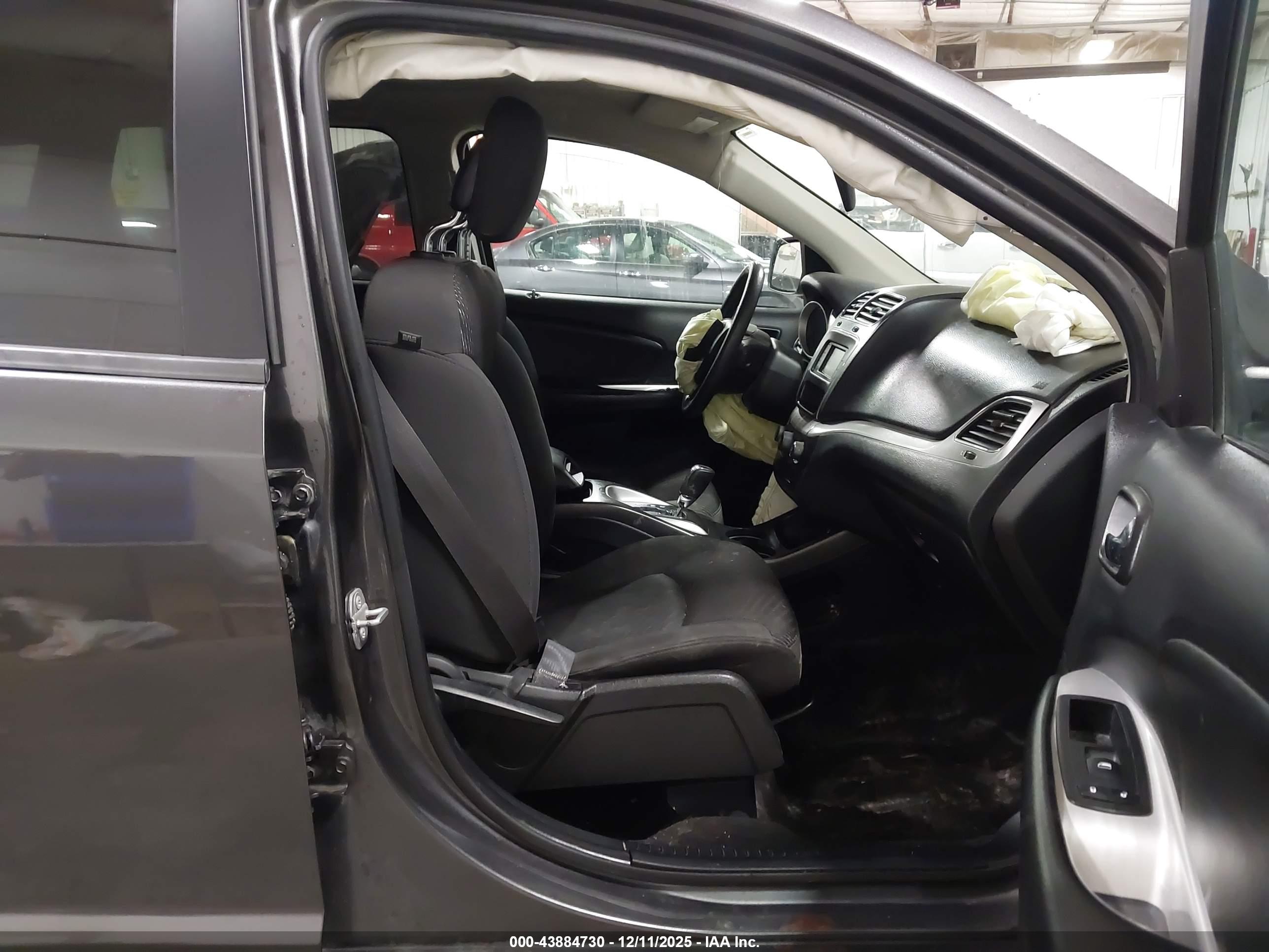 DODGE JOURNEY image 5
