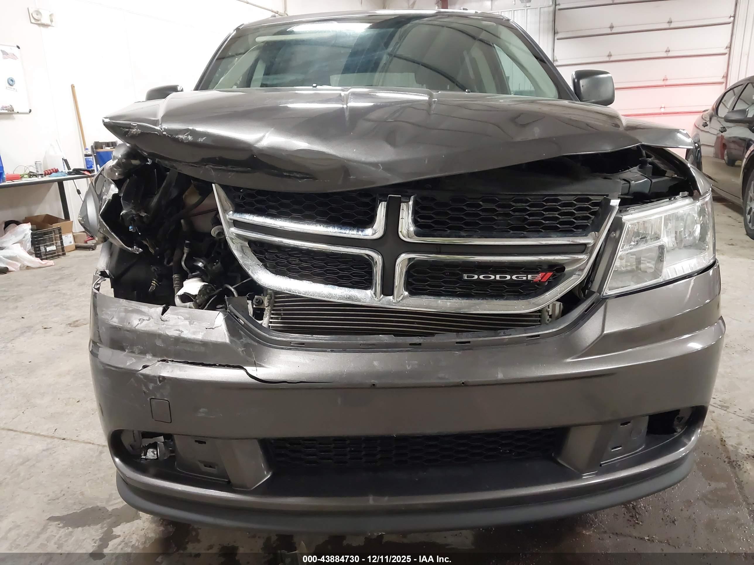 DODGE JOURNEY image 6