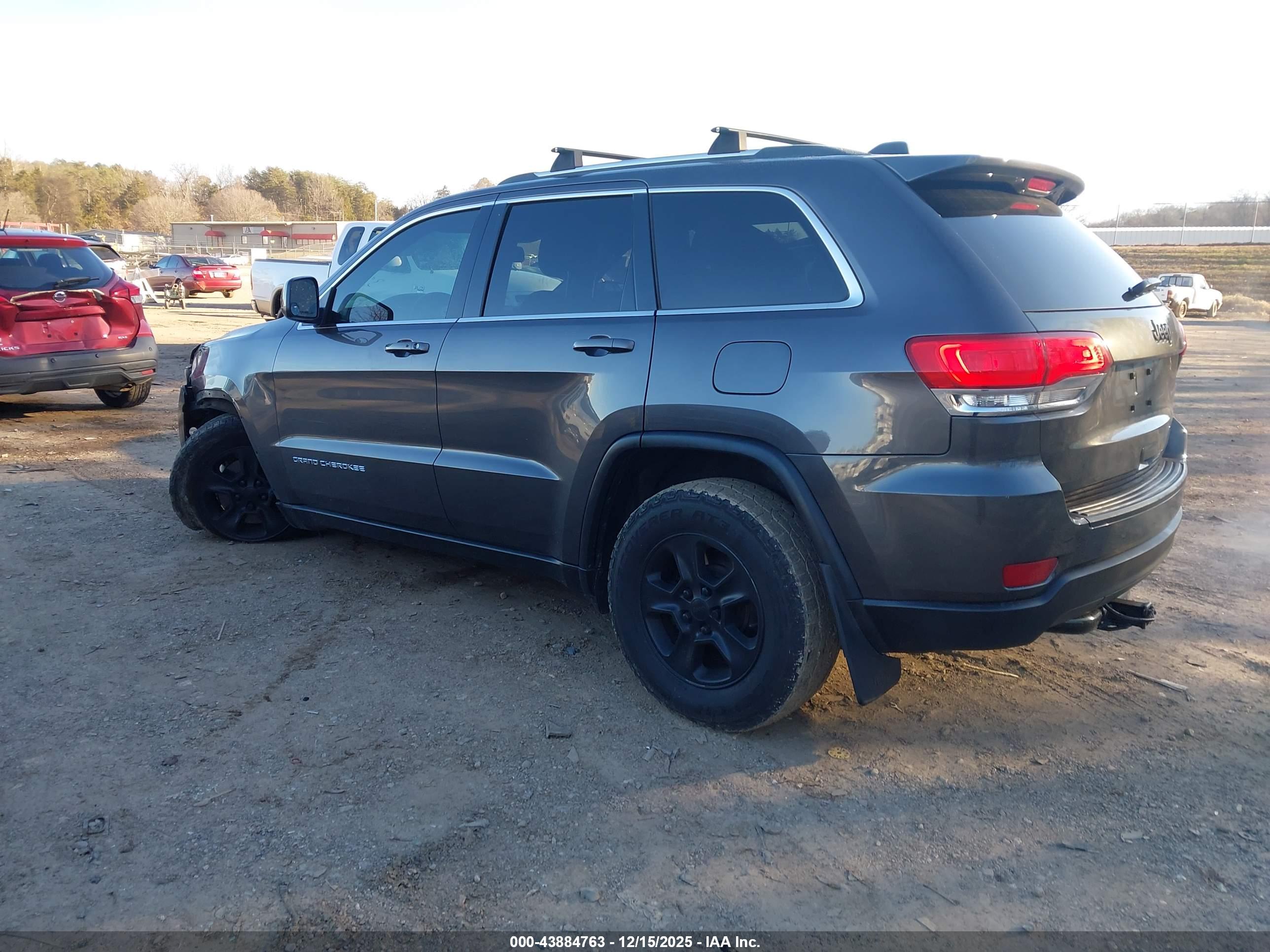 JEEP GRAND image 3