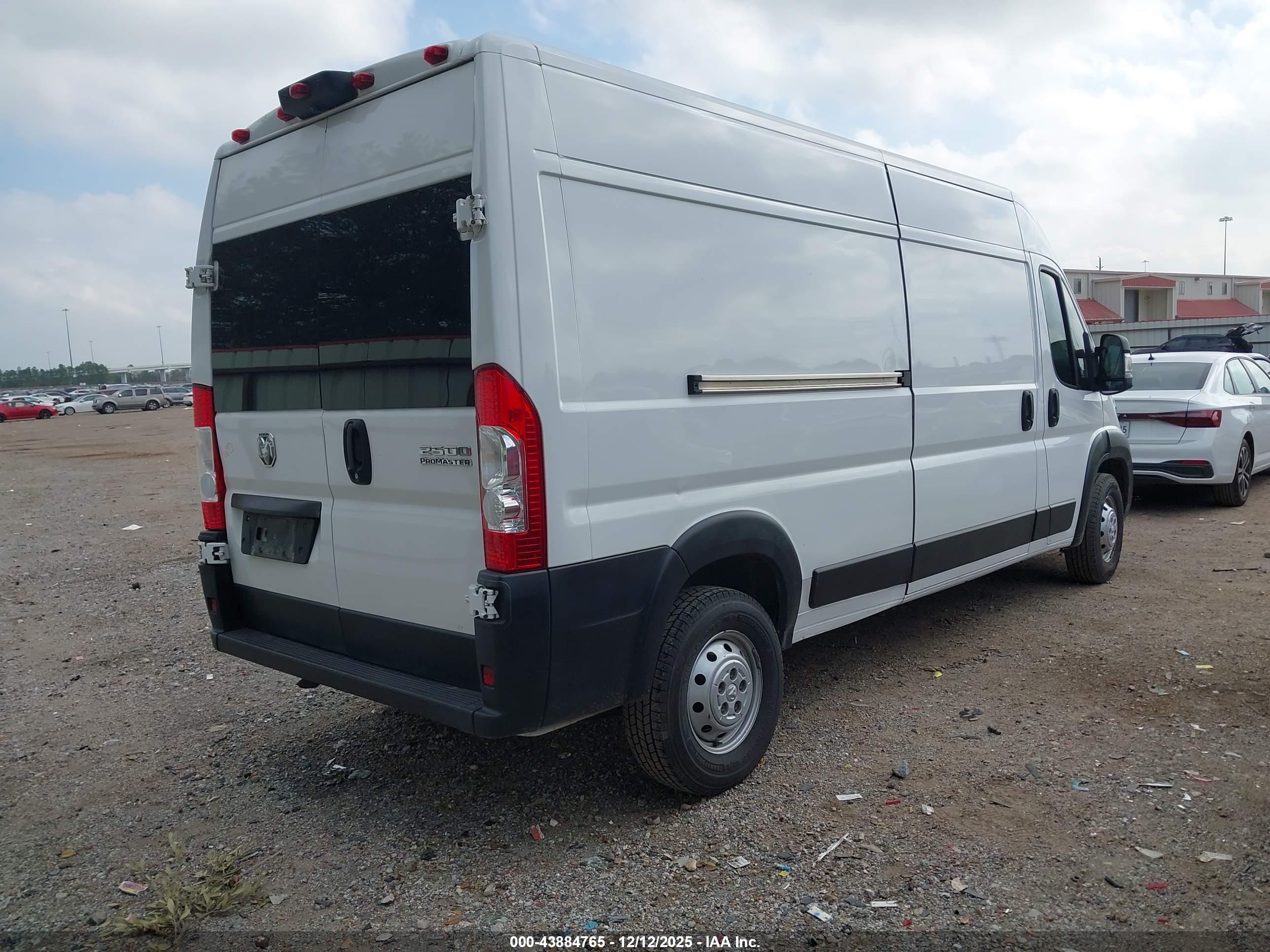 RAM PROMASTER image 4