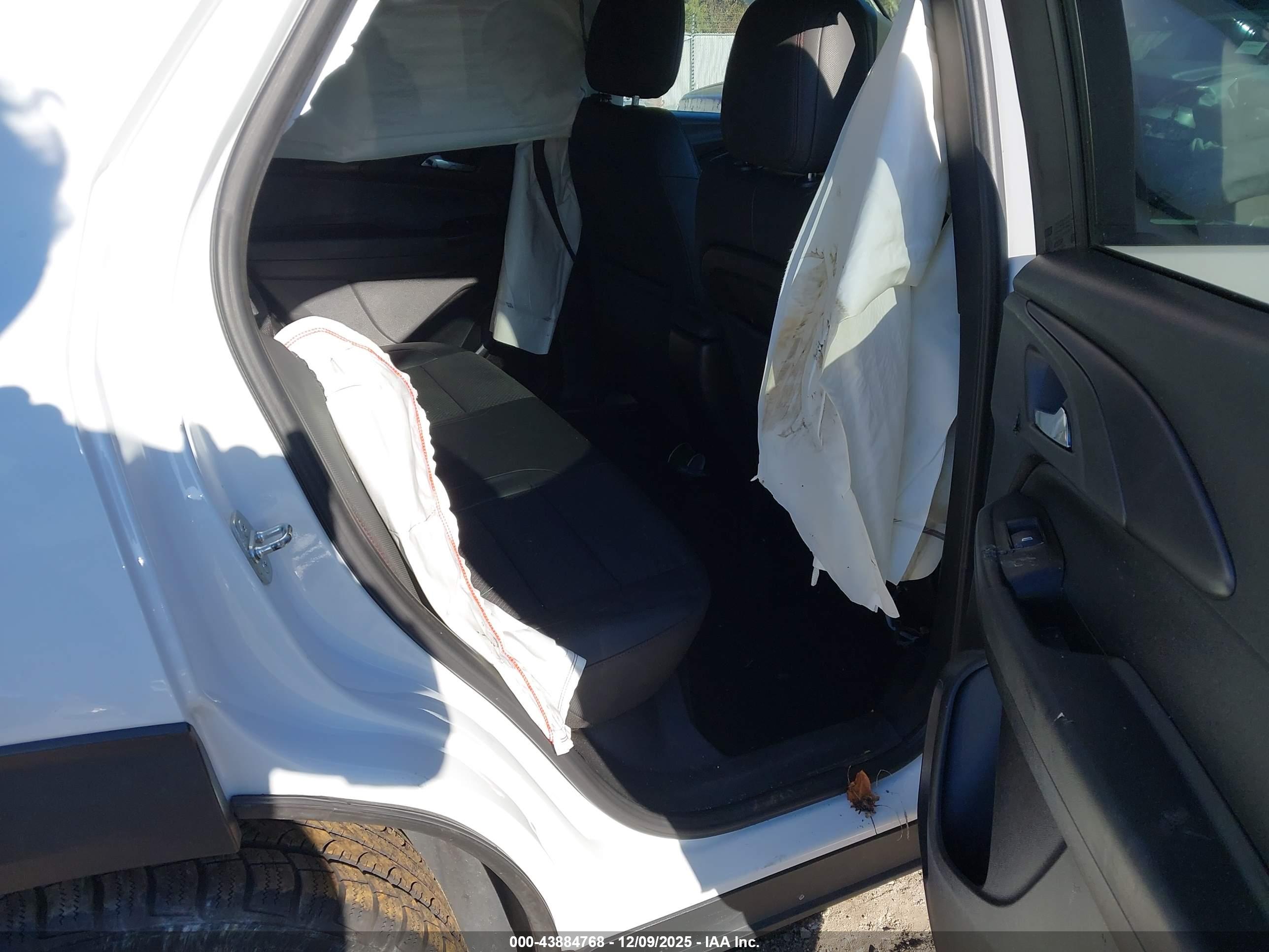 CHEVROLET TRAILBLAZER image 8