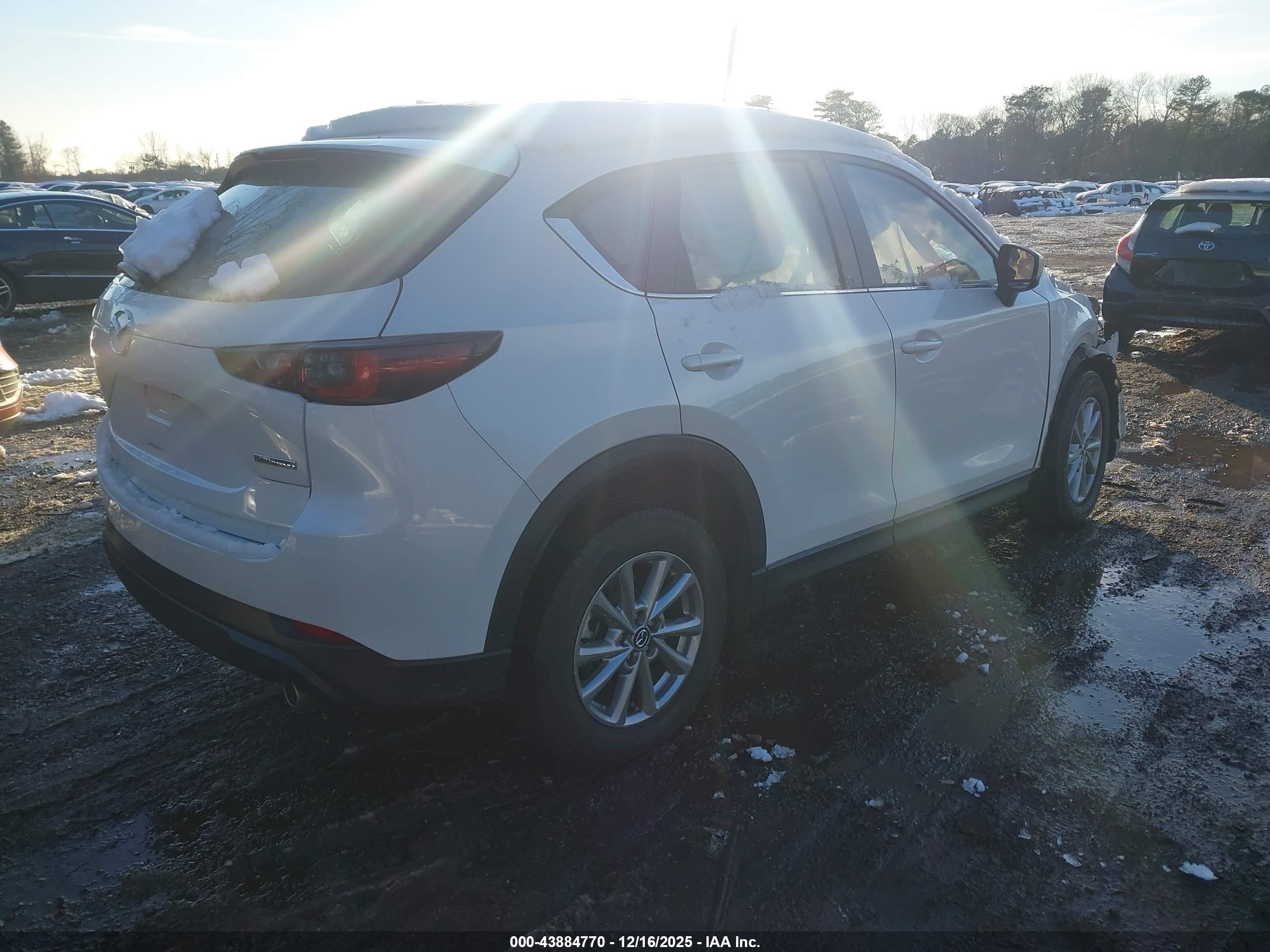 MAZDA CX-5 image 4